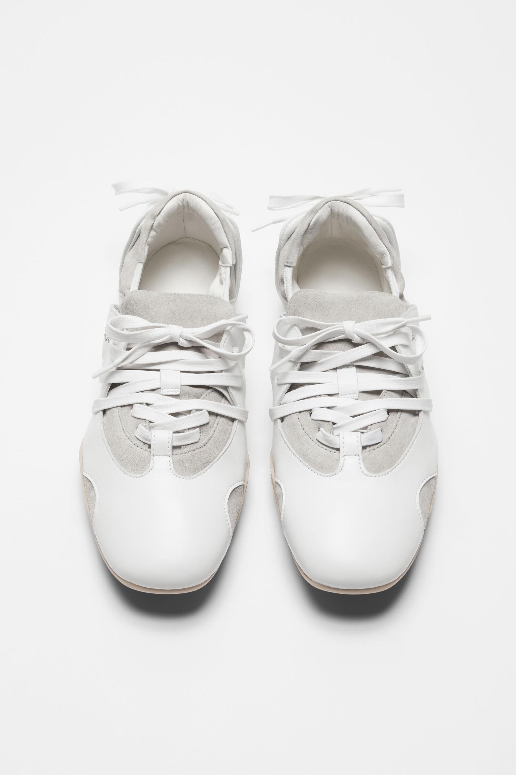 Leather lace-up shoes Product Image