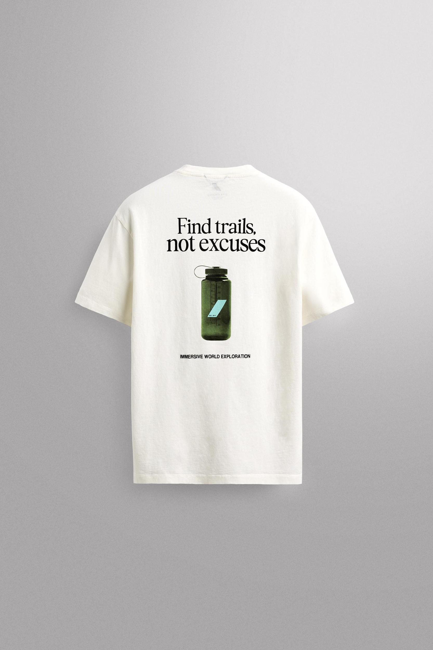 GRAPHIC PRINT T-SHIRT Product Image