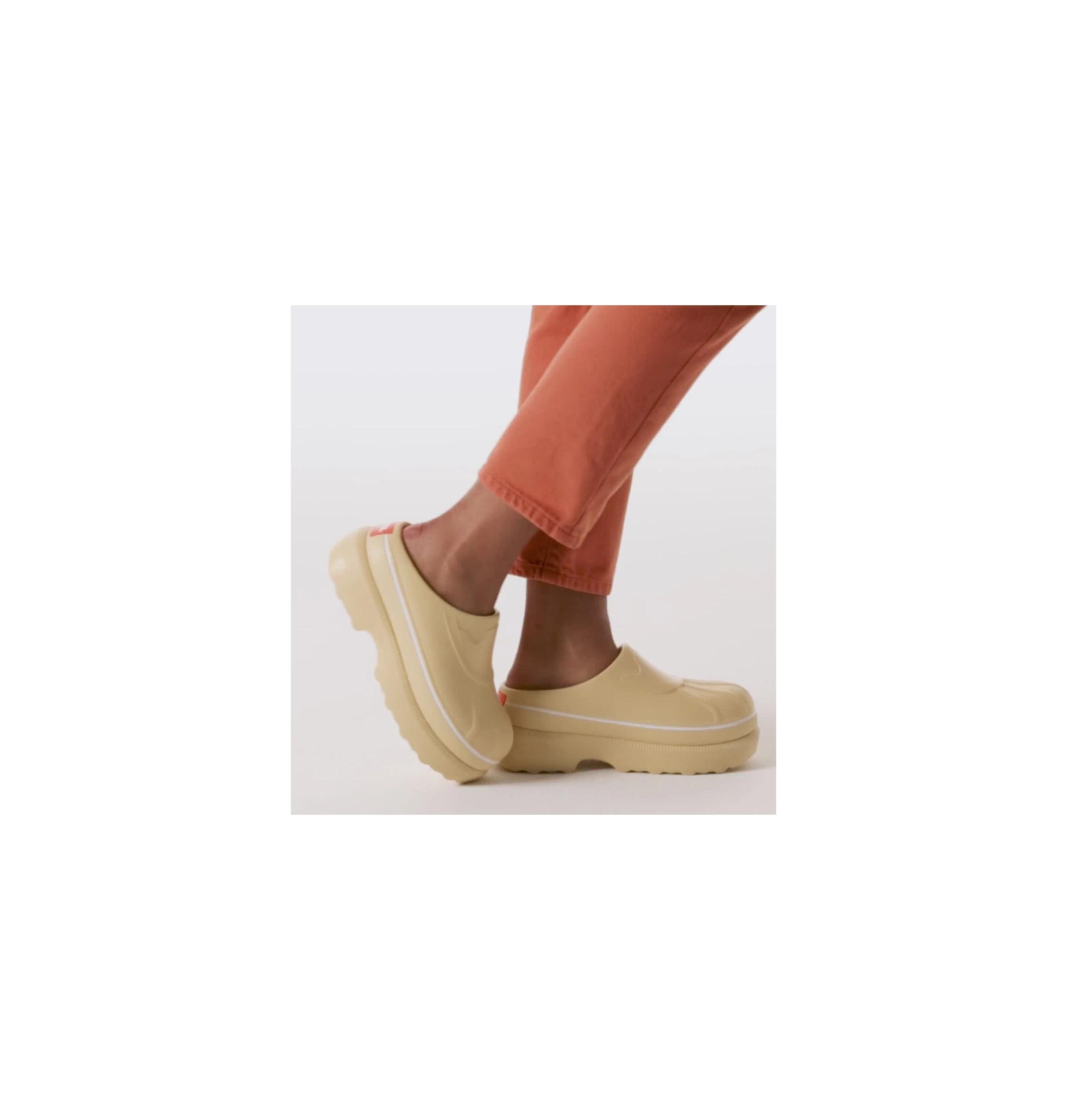 CARIBOU™ Women's Clog Product Image