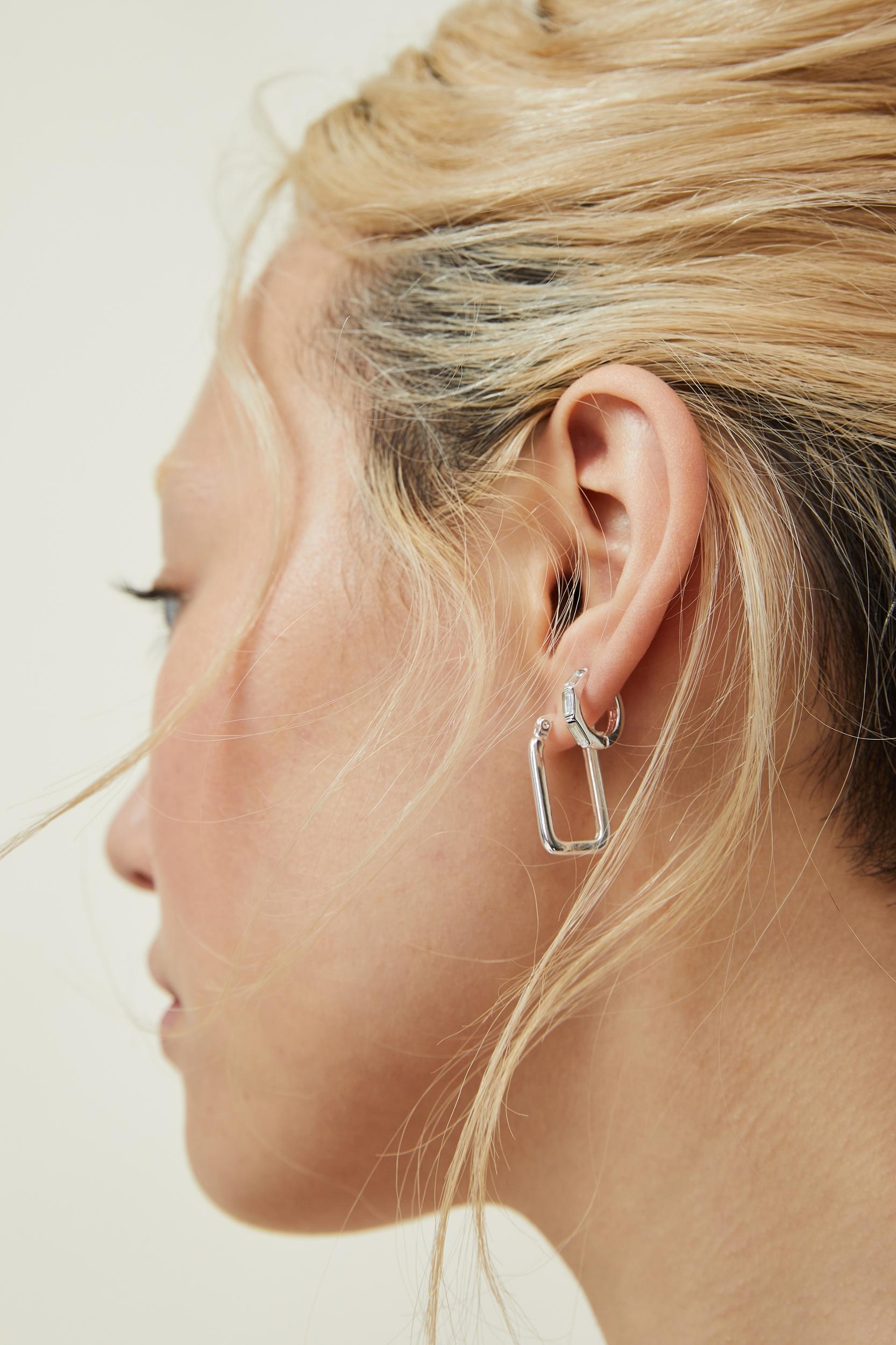 2Pk Mid Earring Product Image