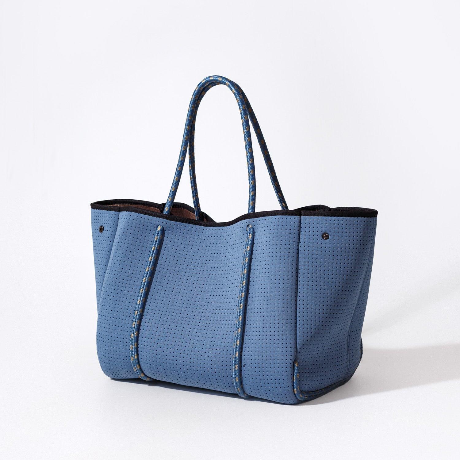 EVERYDAY TOTE STORMY BLUE Product Image