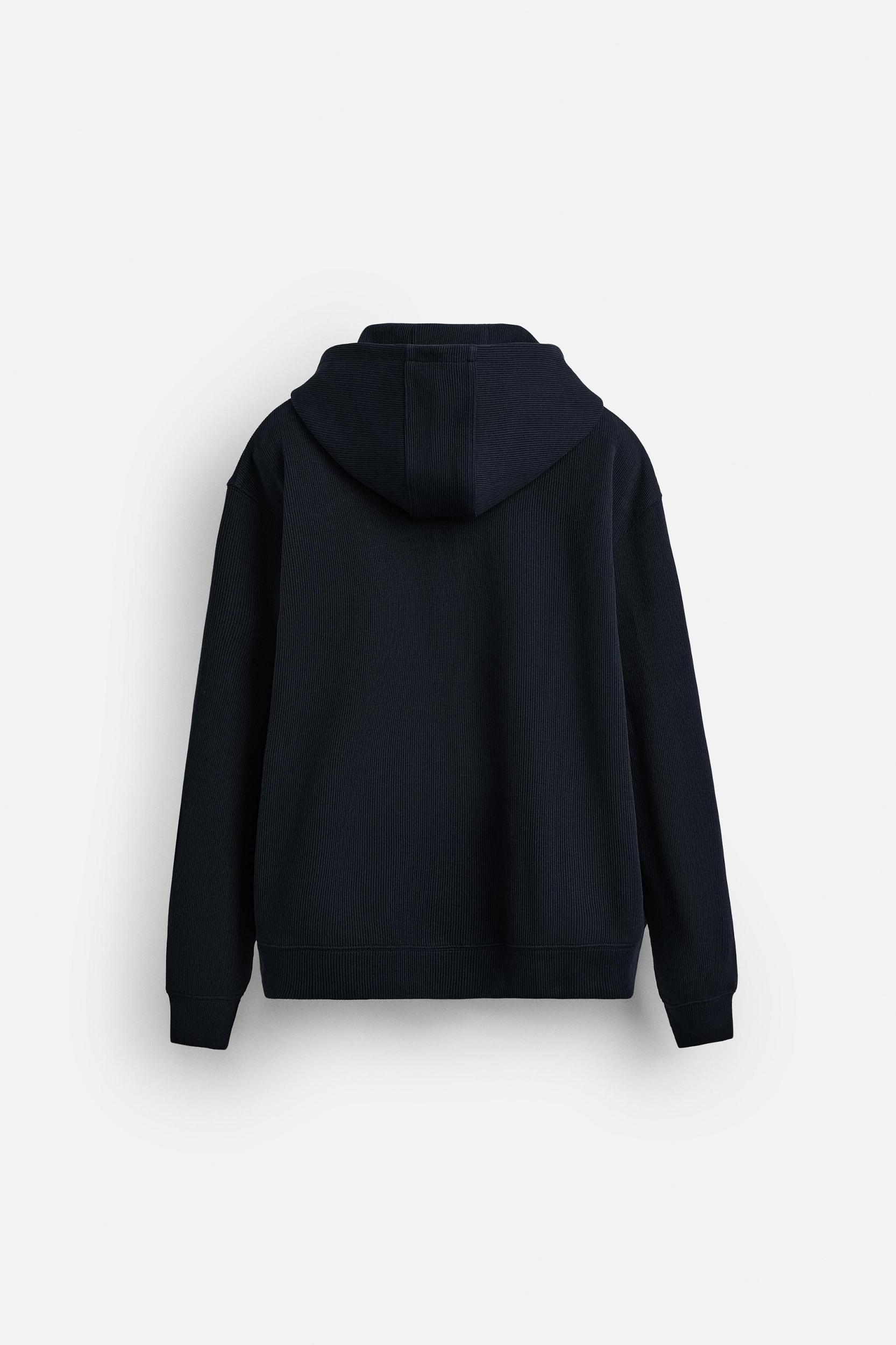 HOODED SWEATSHIRT WITH ZIP Product Image