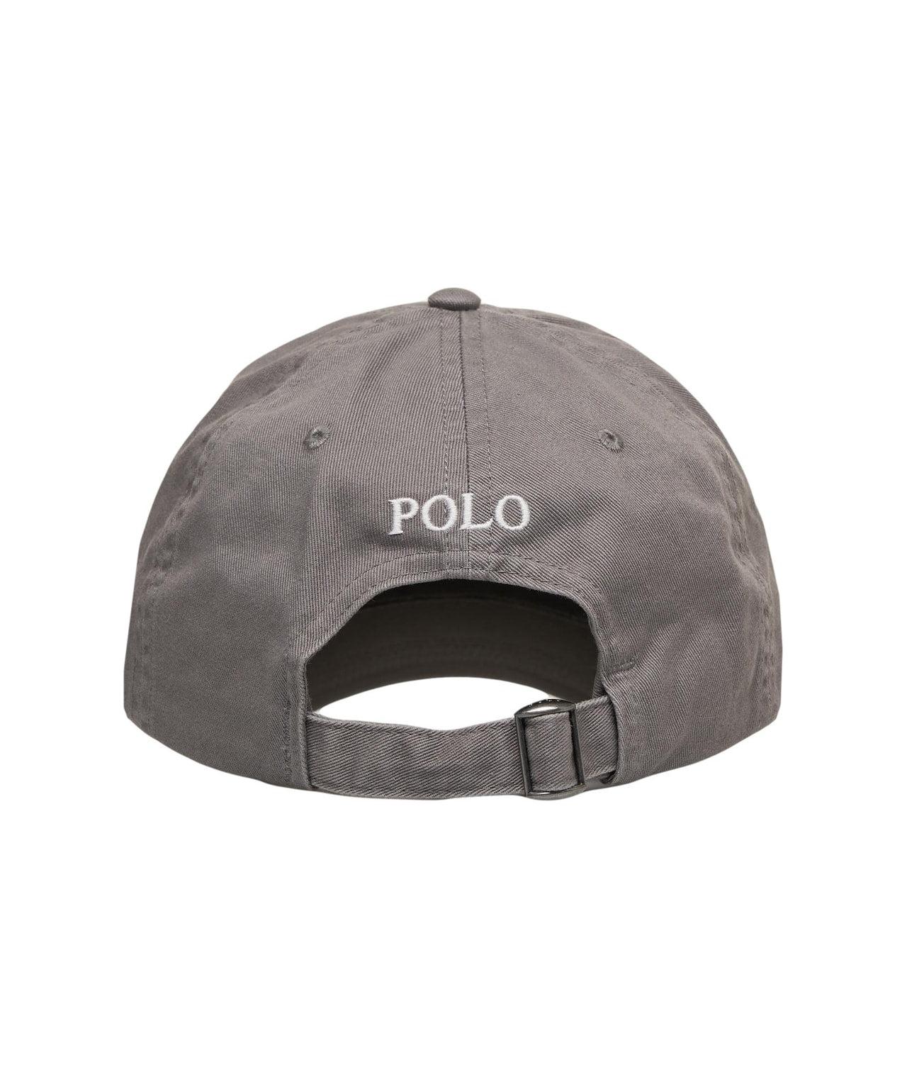 Baseball cap with logo embroidery Product Image