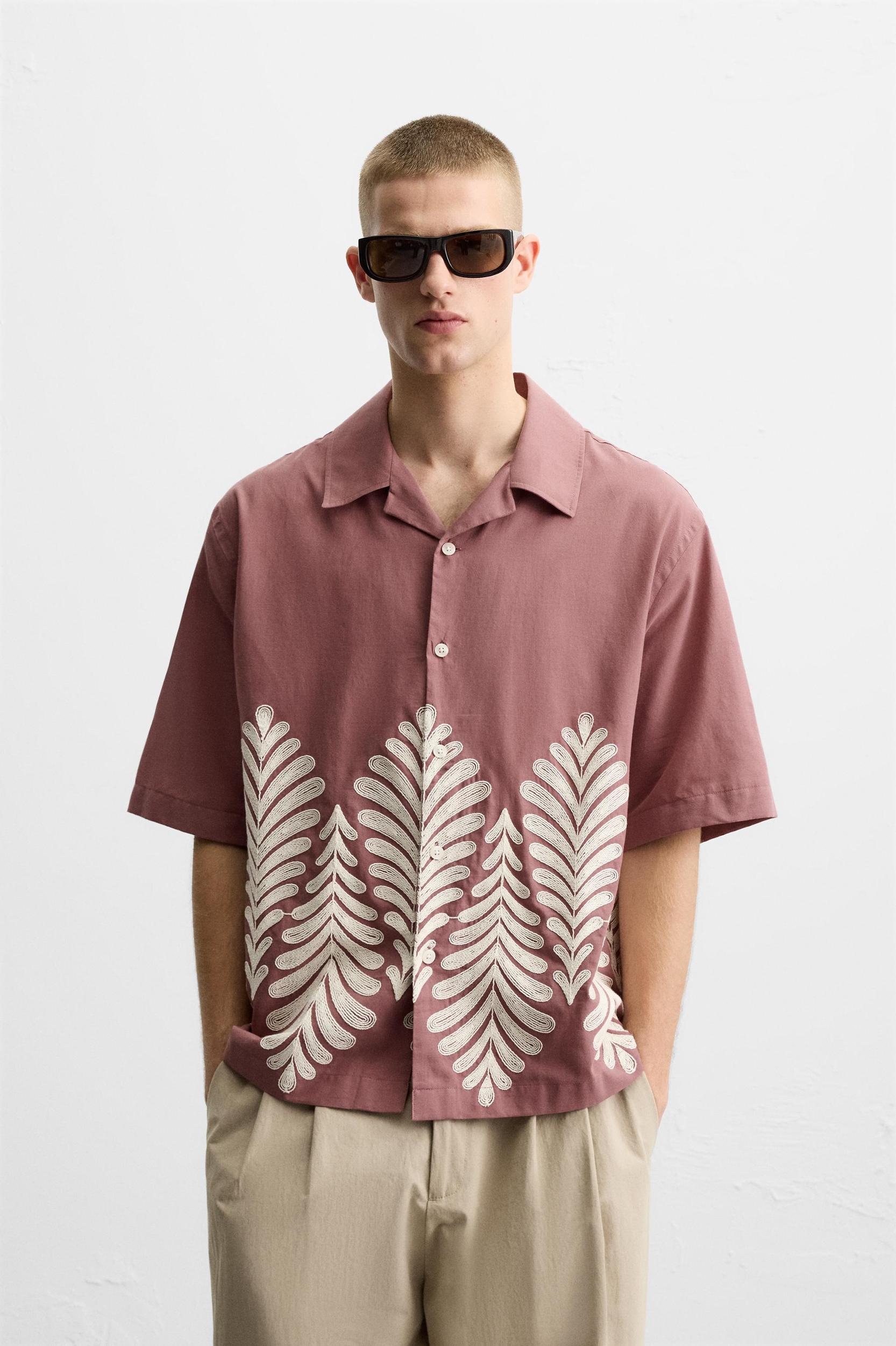SHIRT WITH CONTRASTING EMBROIDERY Product Image
