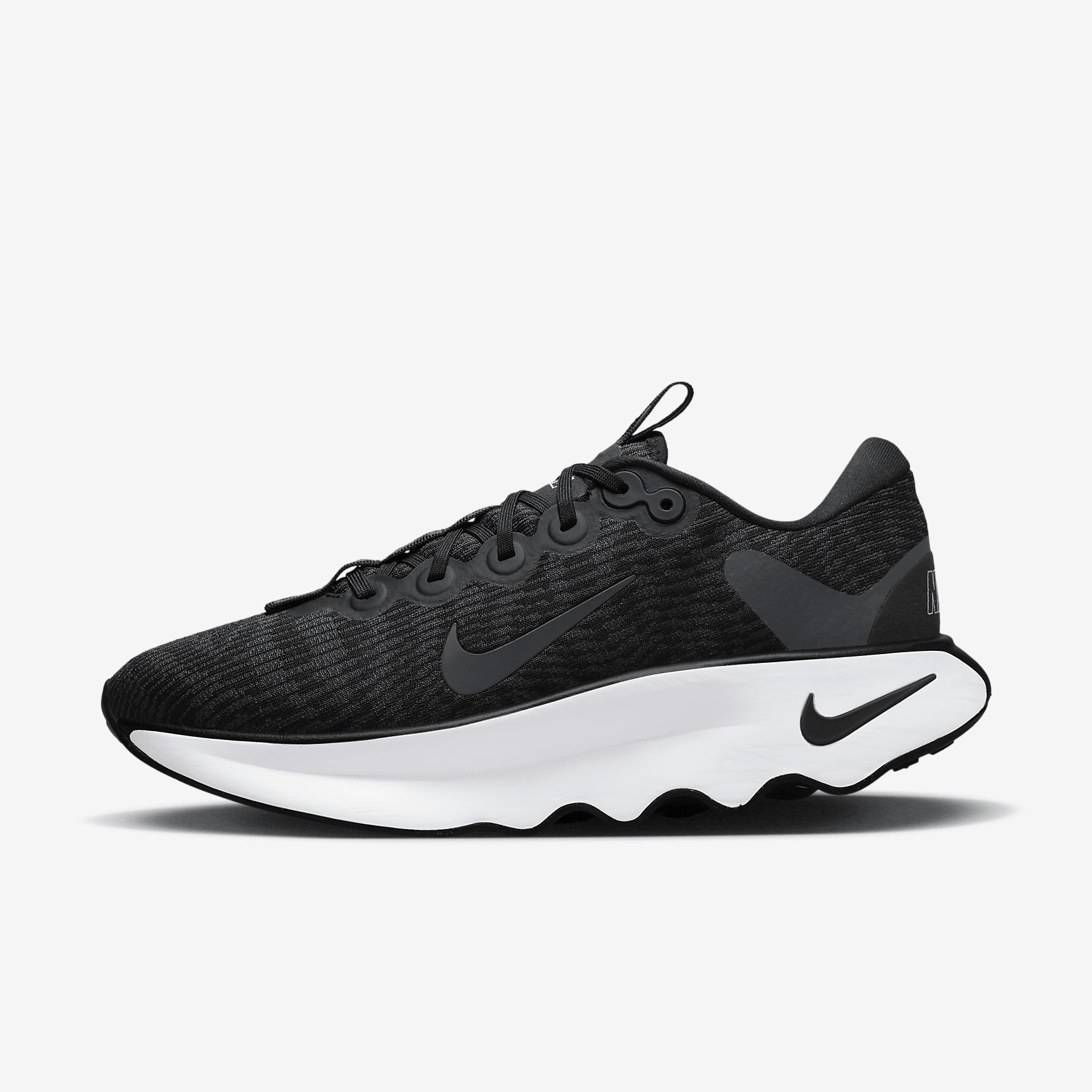 Nike Motiva Men's Walking Shoes Product Image
