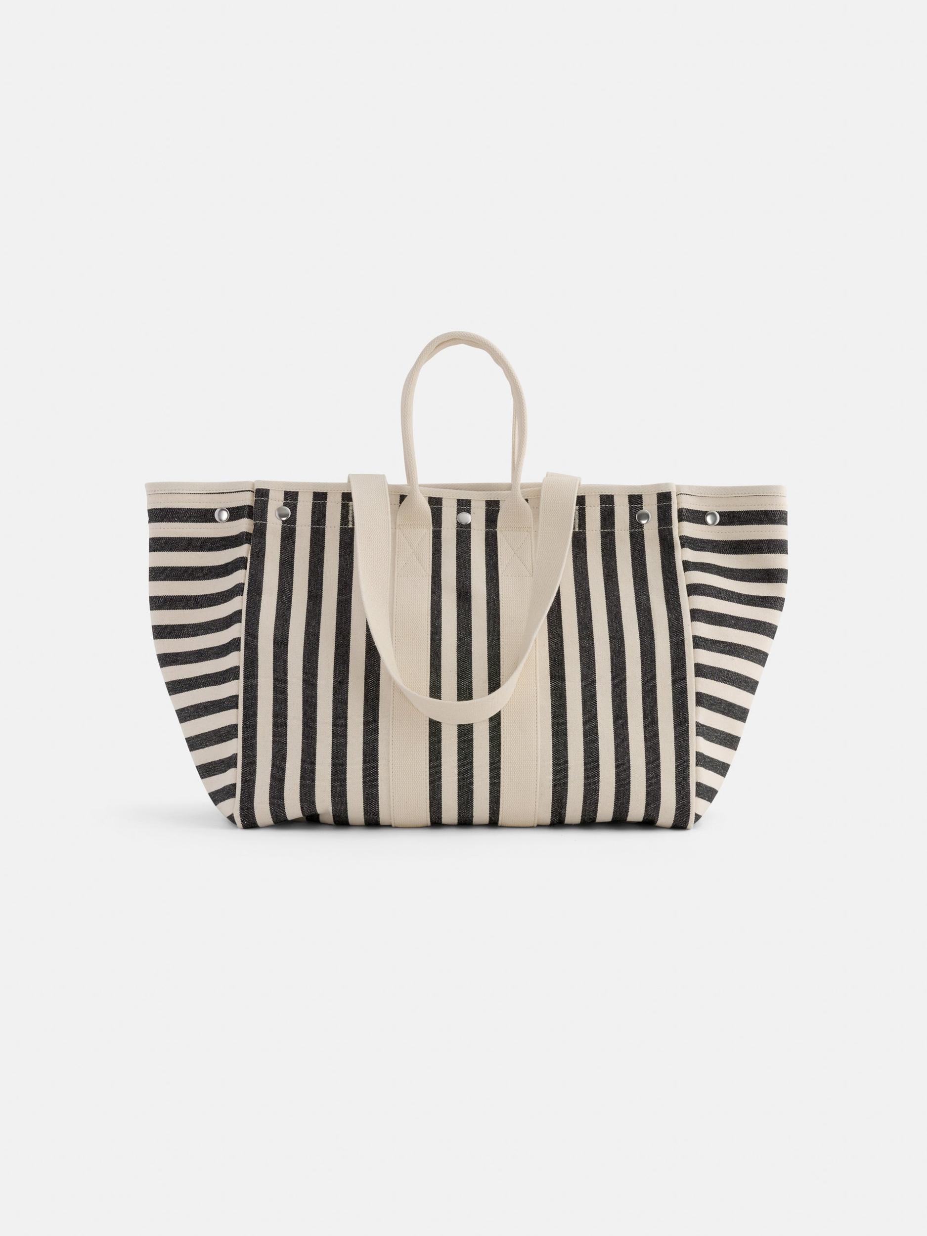 The Perfect Daily Tote Product Image