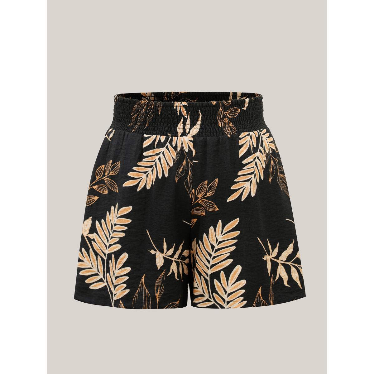 Plus Size Tropical Leaf Print Straight-Leg Shorts Women BlackFlower Resort Shirred Straight Leg Vacation Shorts BloomChic 18-20/2X Product Image