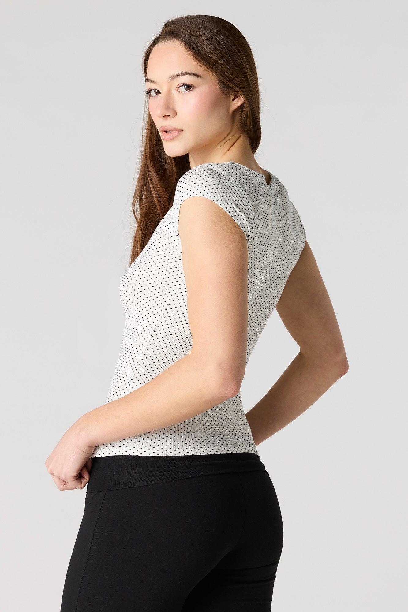 Ribbed Scoop Neck T-Shirt Female Product Image