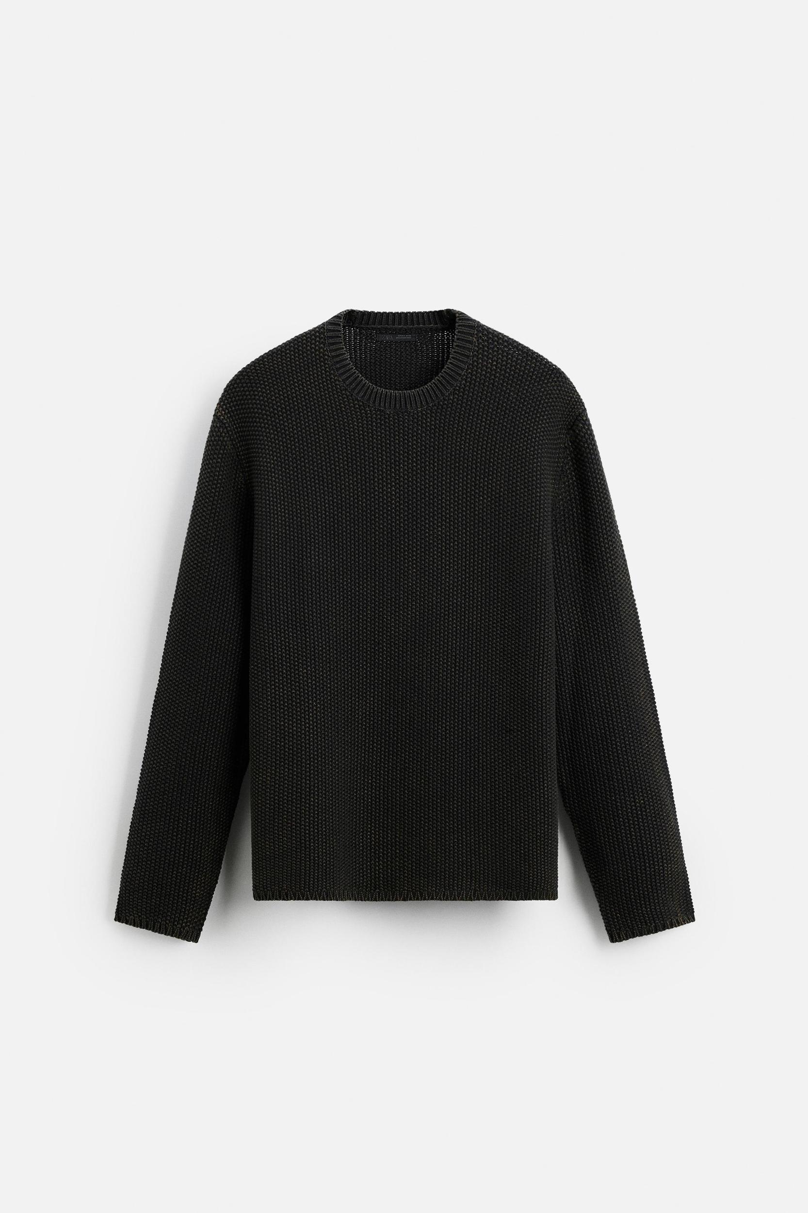 RELAXED FIT SWEATER Product Image