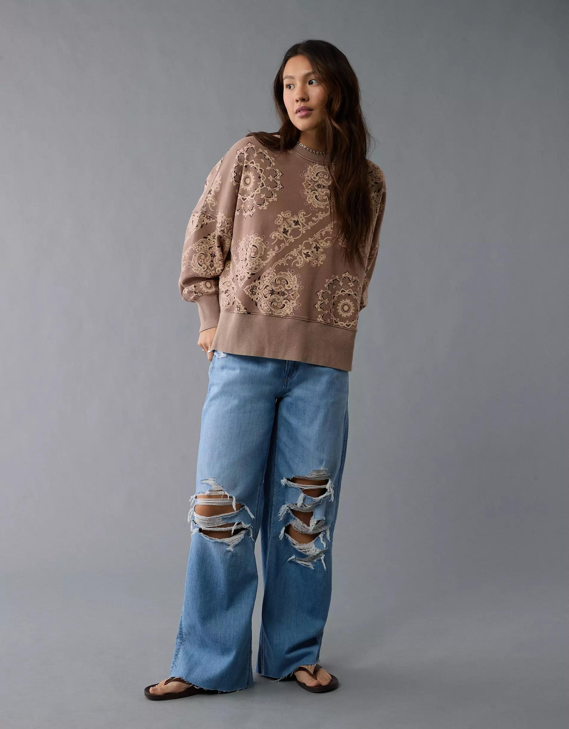 AE Big Hug Crew Neck Sweatshirt Product Image