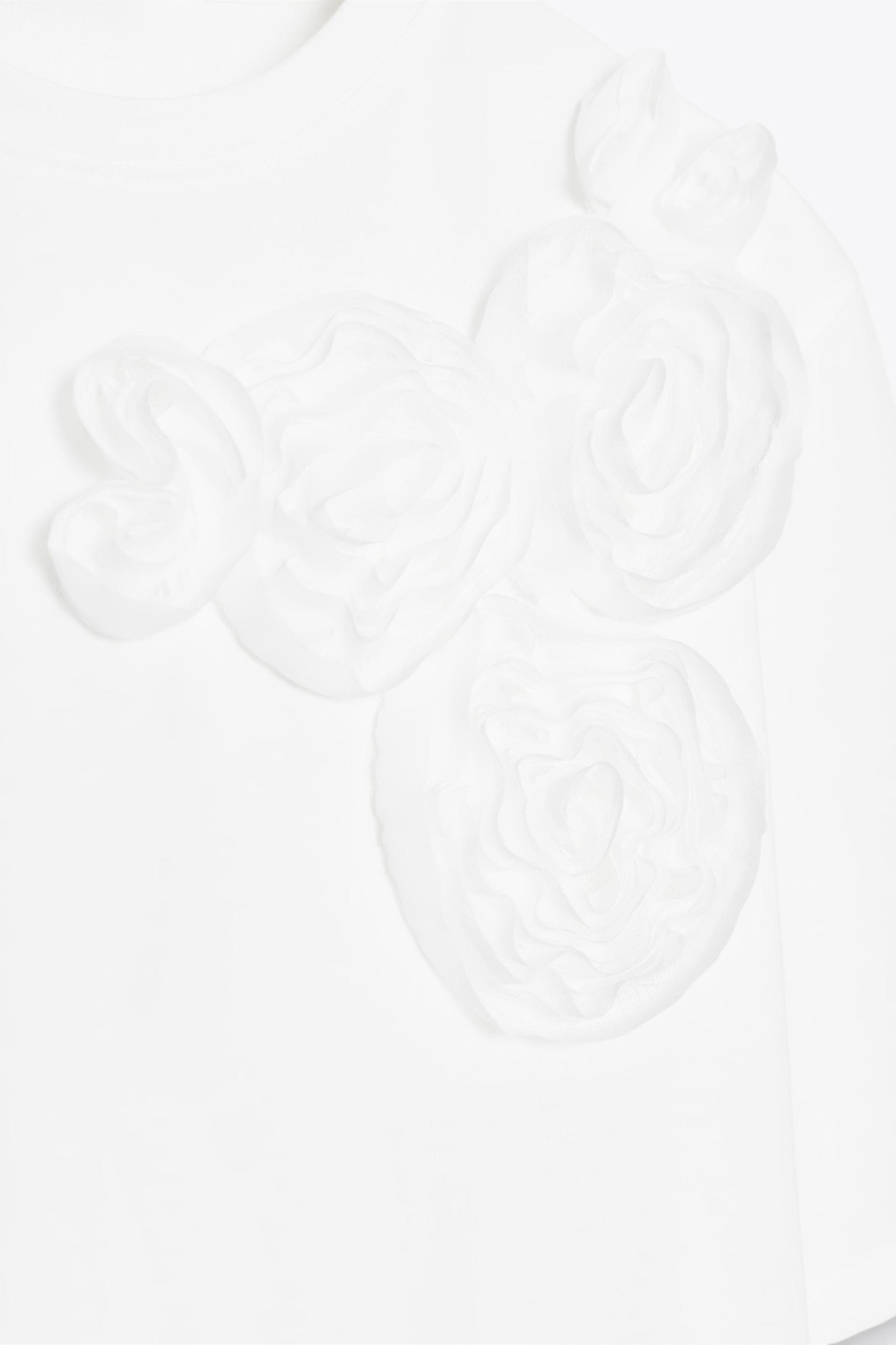 FLORAL VOLUME T-SHIRT Product Image