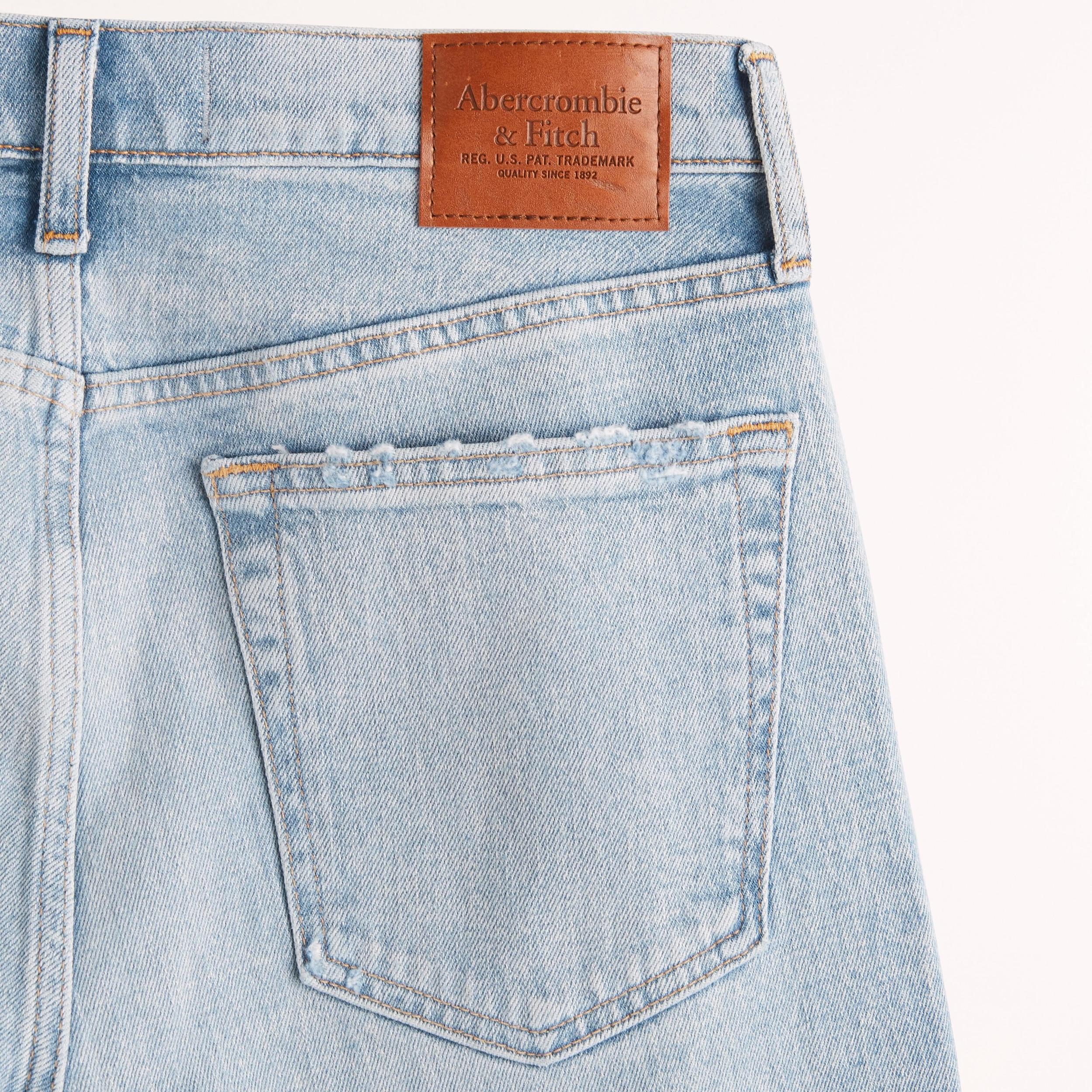 Slim Jean Product Image