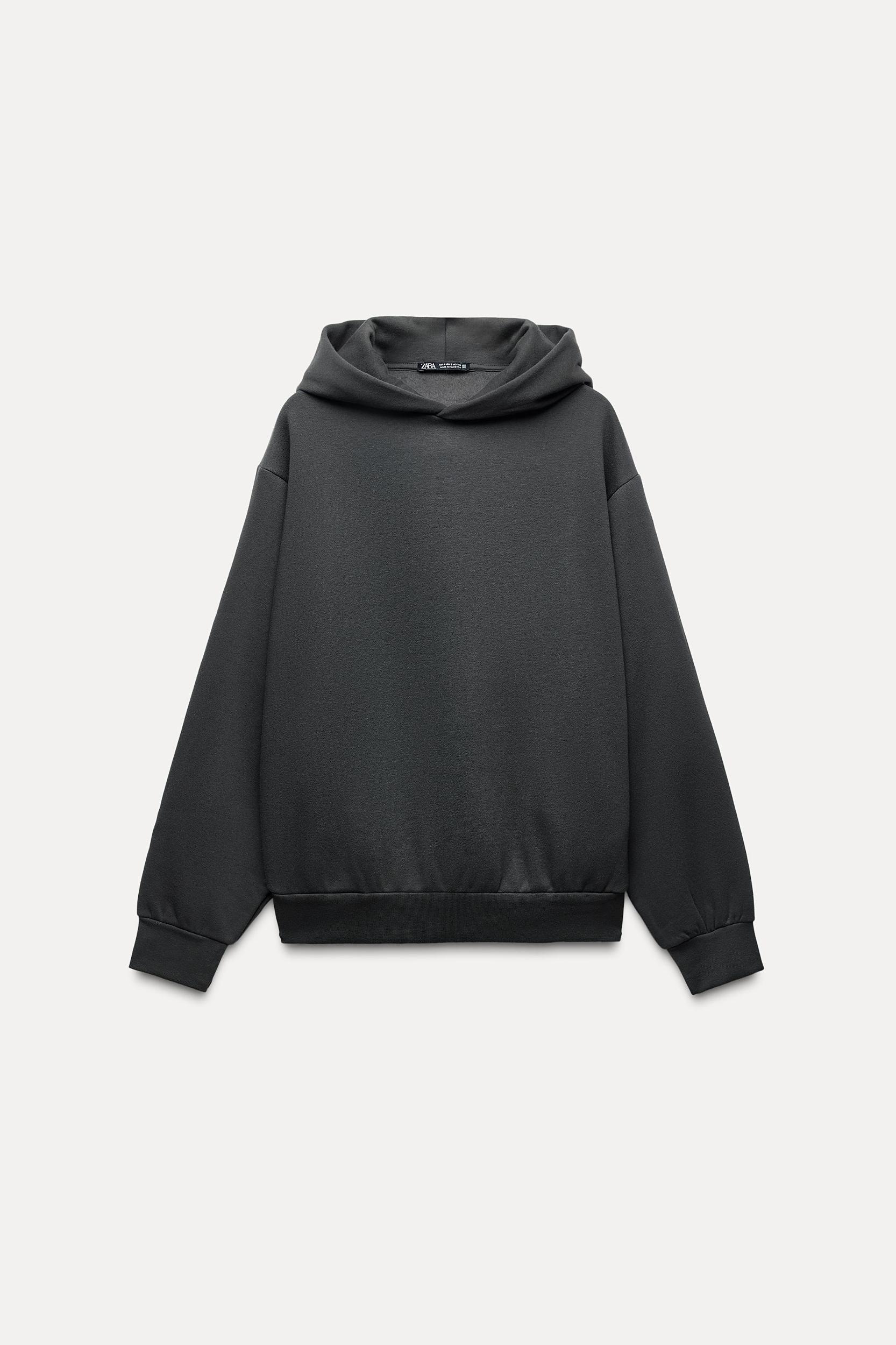 POCKETED HOODIE SWEATSHIRT Product Image