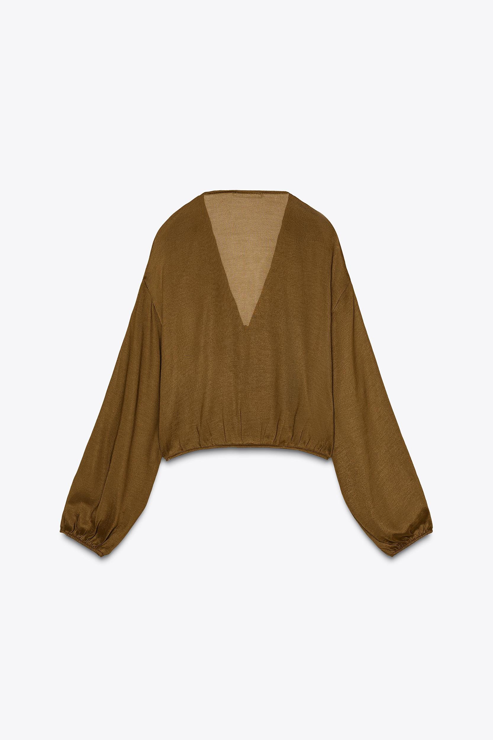 RUFFLED FLOWY BLOUSE Product Image