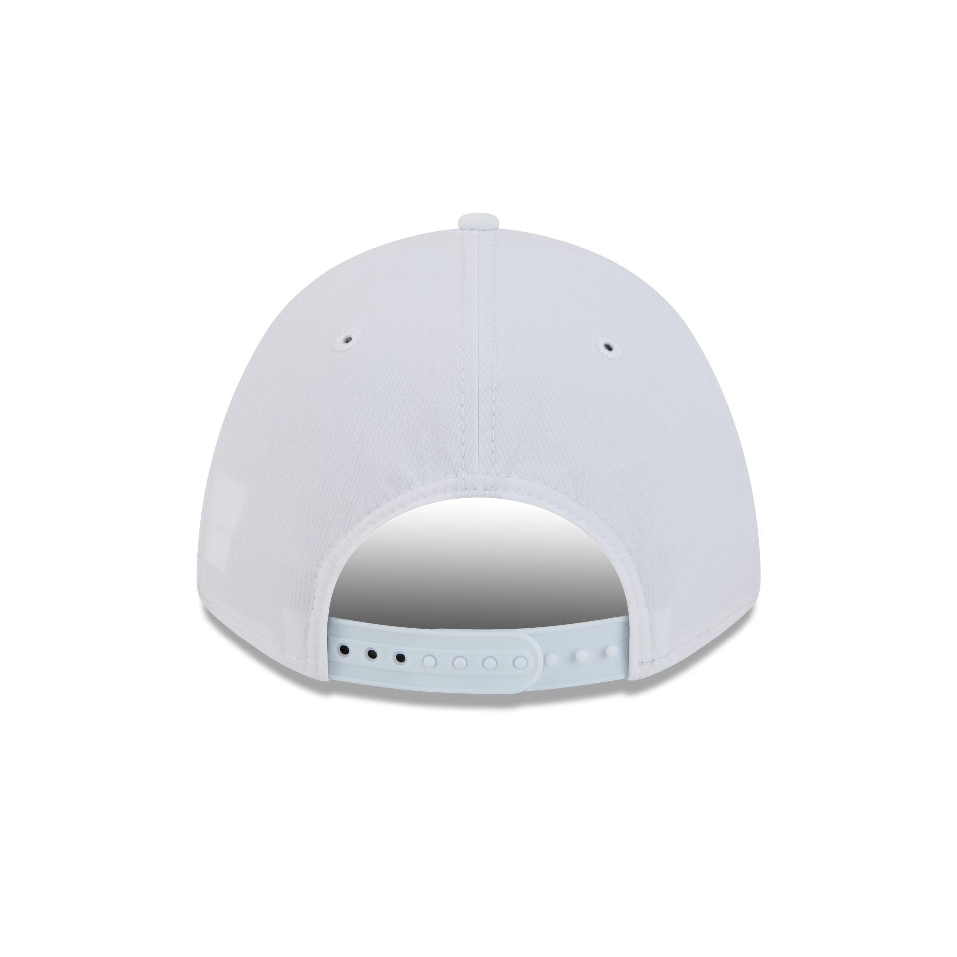 New Era Cap Optic White Performance 9FORTY M-Crown Snapback Hat Male Product Image