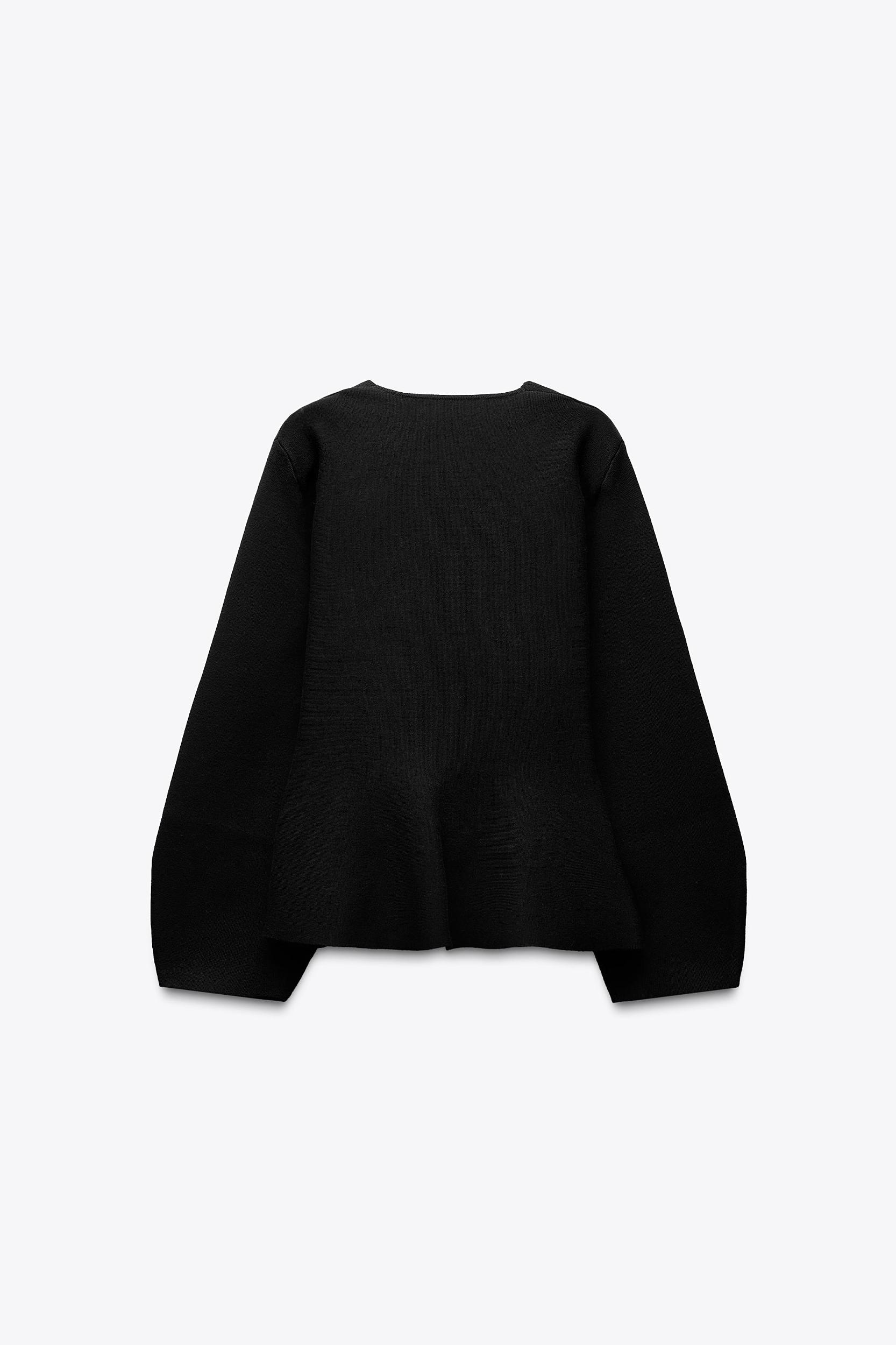 BELTED SHOULDER PAD KNIT BLAZER Product Image