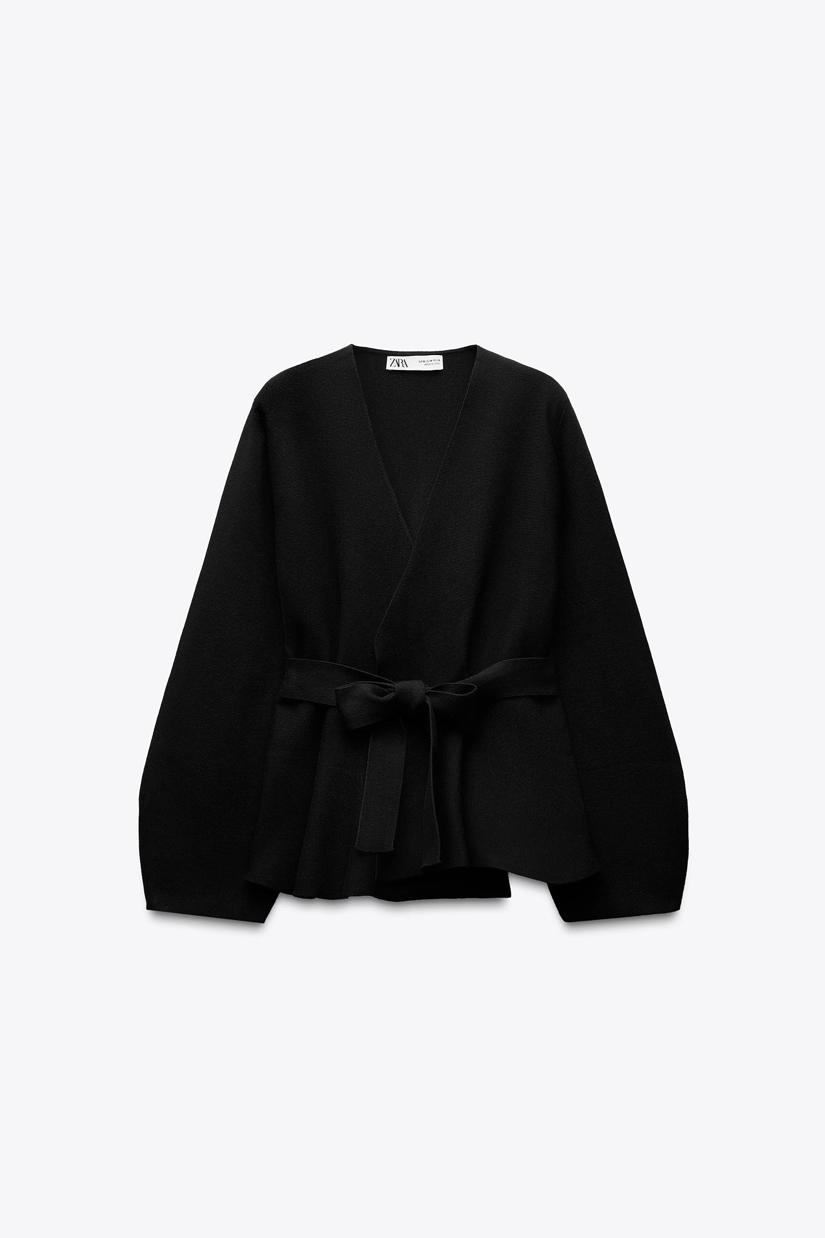 BELTED SHOULDER PAD KNIT BLAZER Product Image
