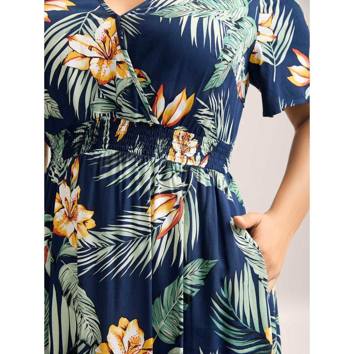 Plus Size Tropical Floral Print Shirred Waist Midi Dress DarkBlue Women Resort Overlap Collar Short sleeve Curvy BloomChic 26/4X Product Image
