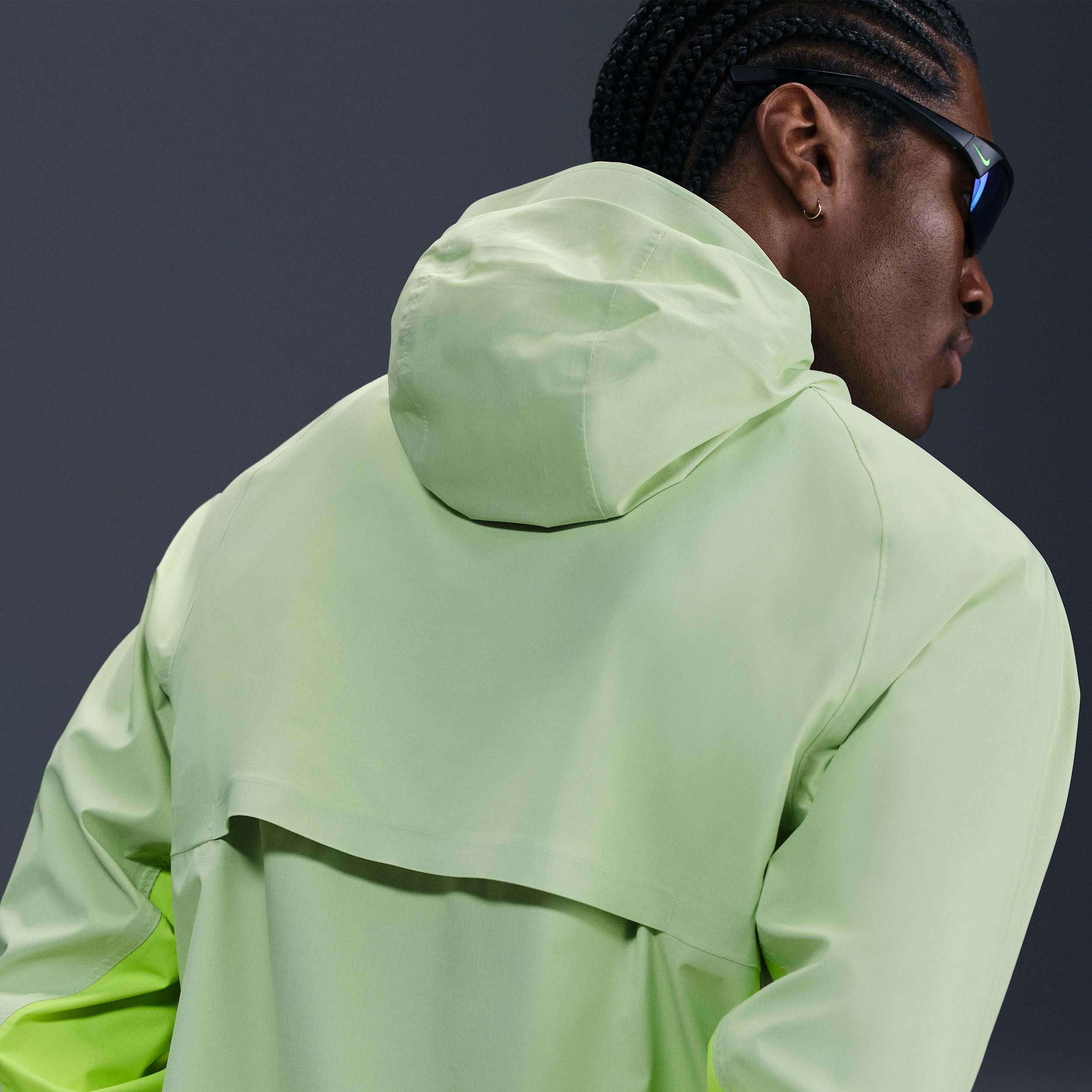 Nike Cosmic Peaks Men's Storm-FIT ADV Running Jacket Product Image