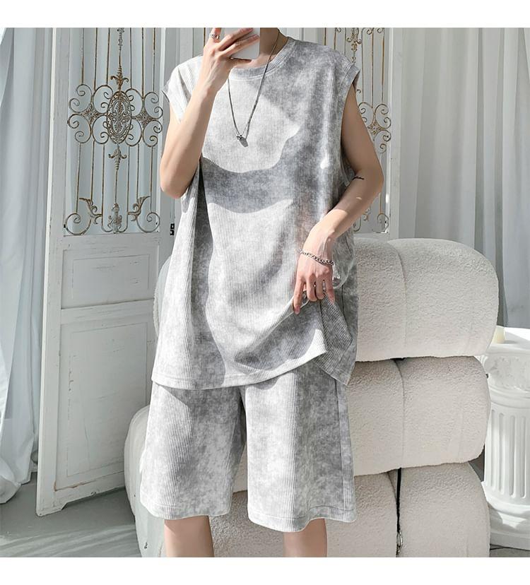 Set: Crew Neck Tie-Dye Tank Top + Drawstring Waist Sweat Shorts Product Image