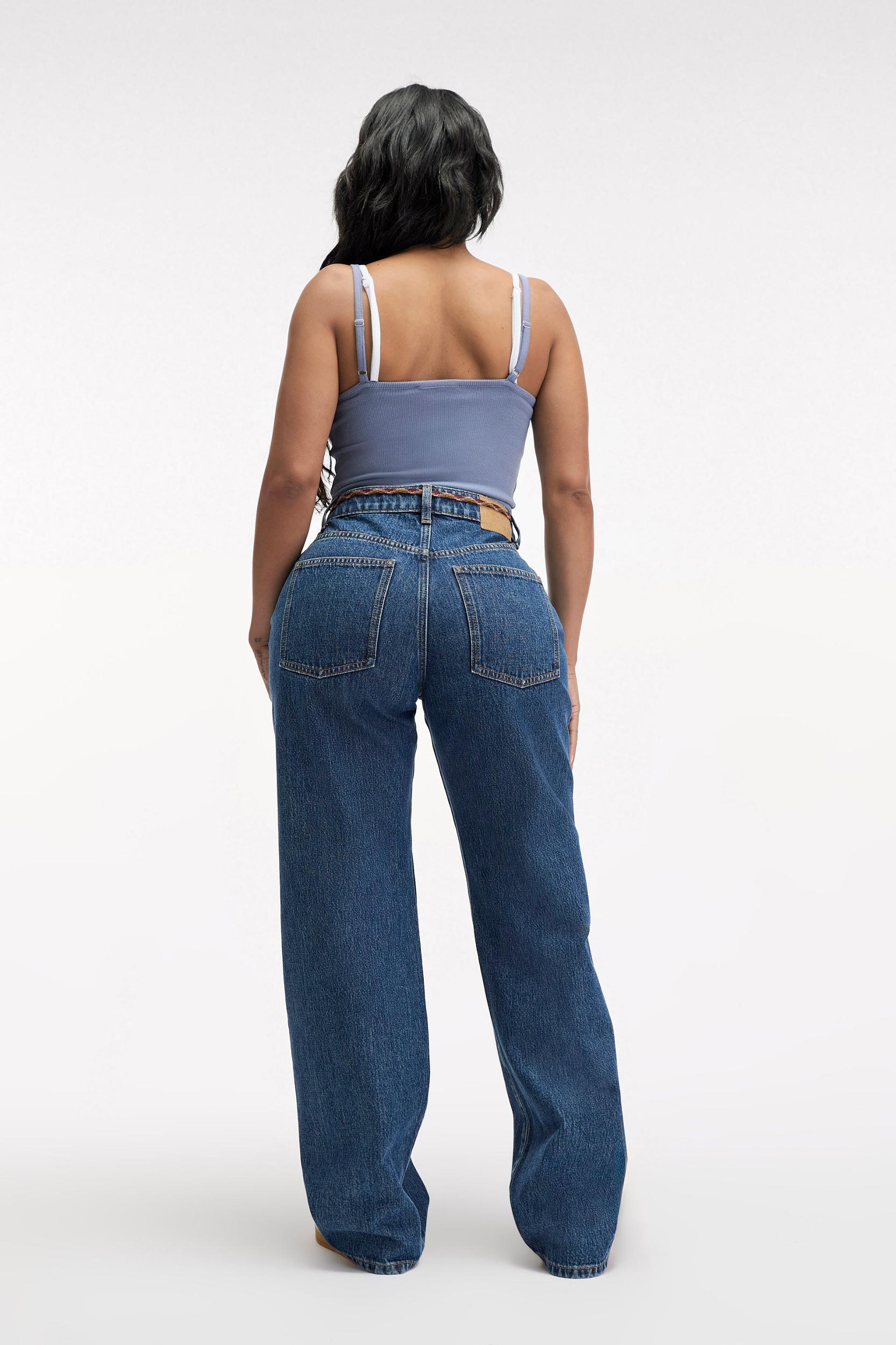 Curvy 91 Straight Jean Product Image