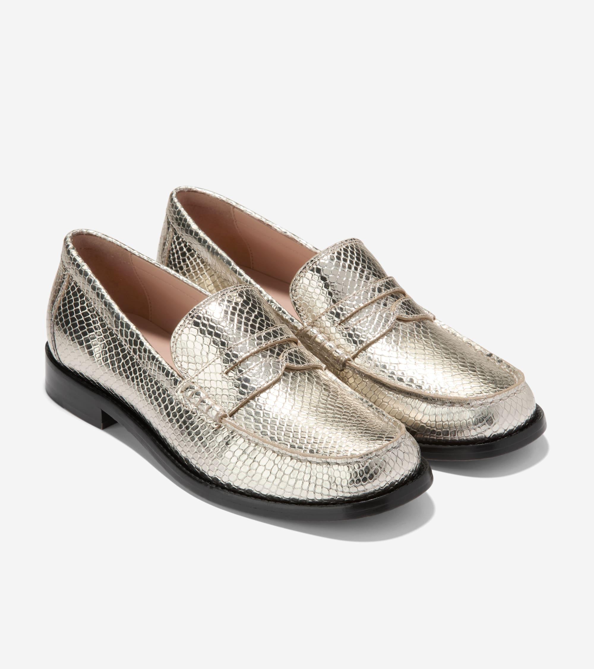 Women's Carolyn Foldover Tote Product Image