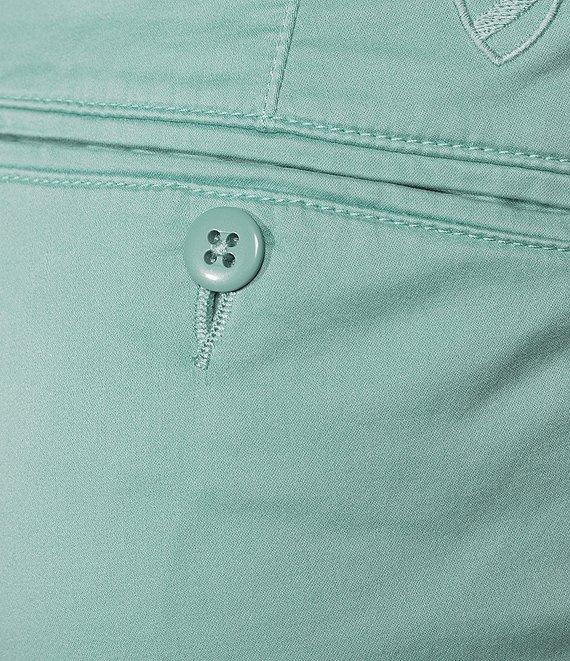 Cremieux Blue Label Soho Tailored Fit Garment-Dyed 6#double; Inseam Shorts Product Image