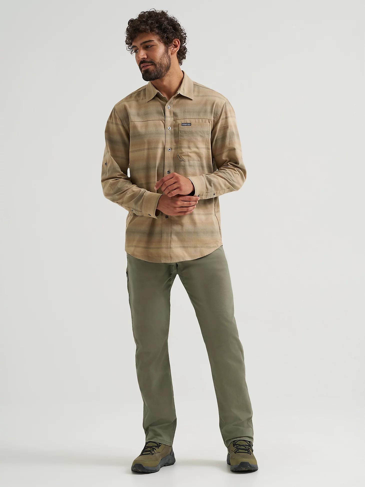 Men's Outdoor Single Pocket Shirt | Men's SHIRTS | Wrangler® Product Image