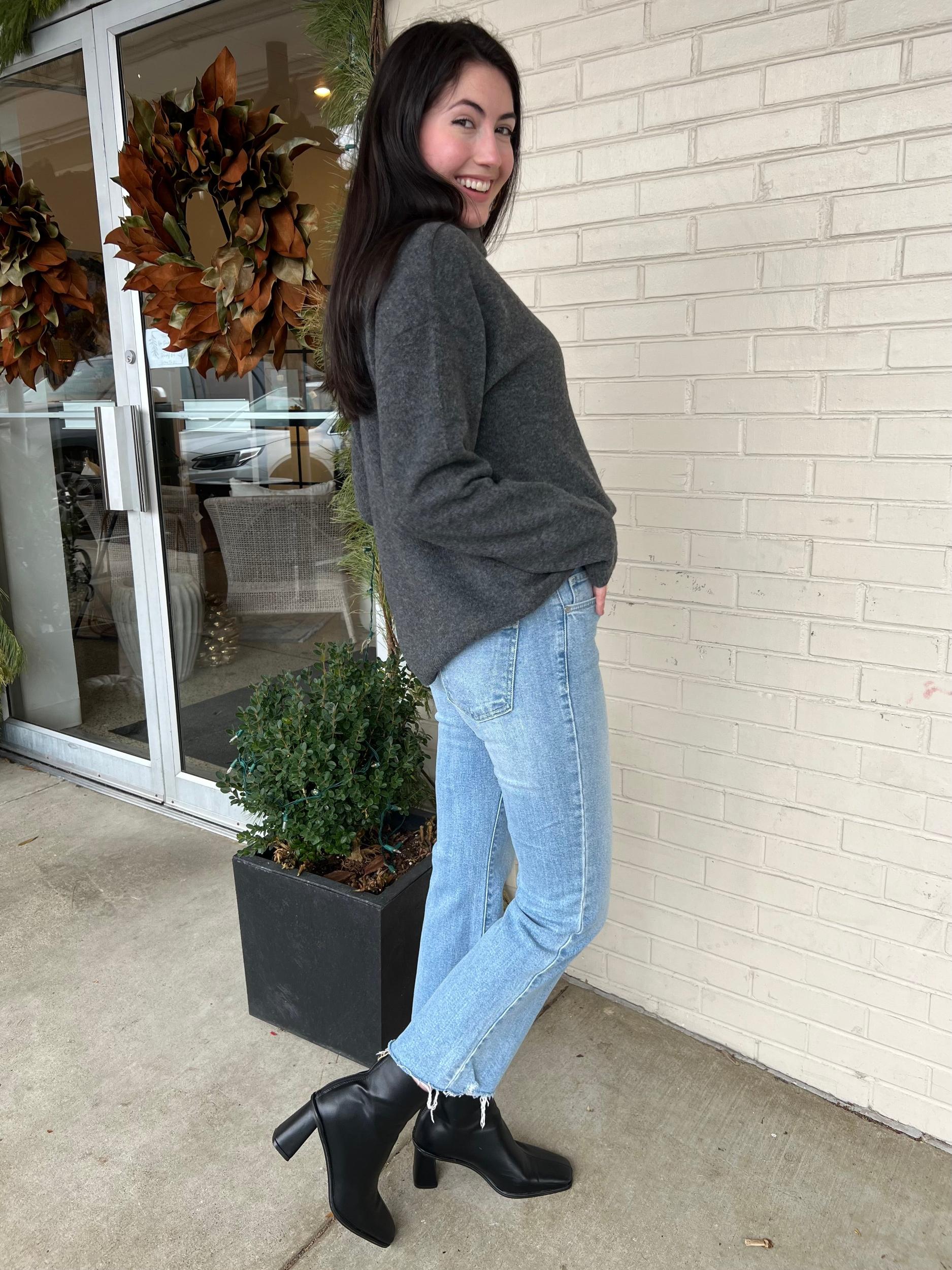 Kearin Crop Flare Jeans Product Image