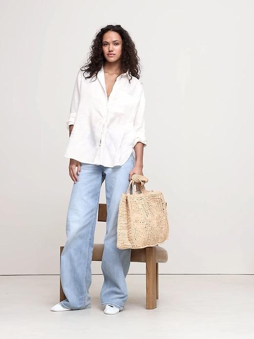 The Oversized Linen Shirt Product Image