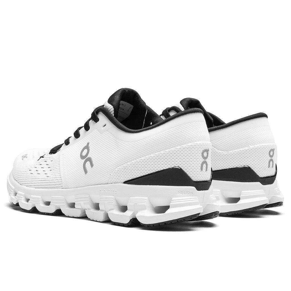 Women's Cloud X - Ivory/Black Female Product Image