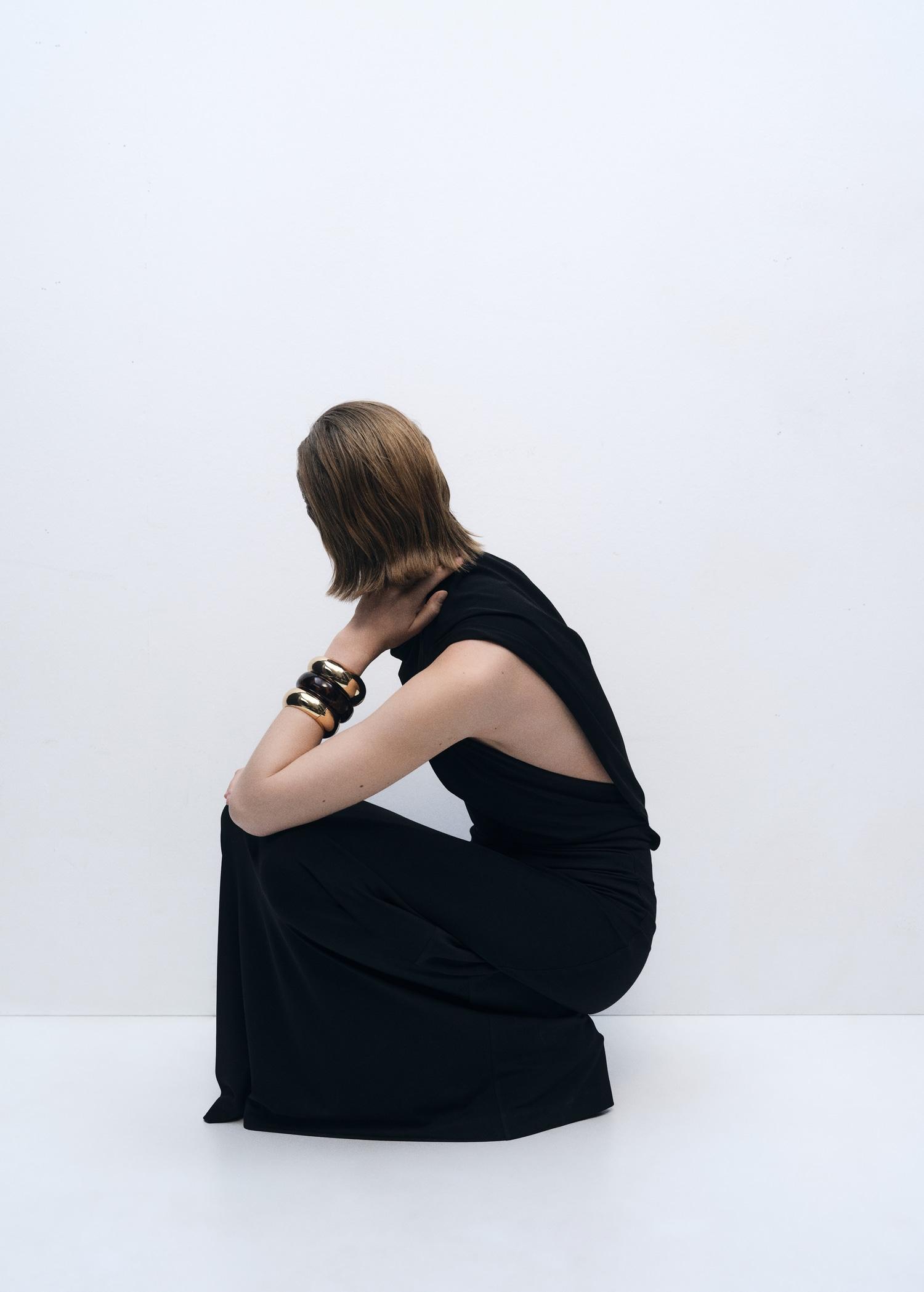 Draped dress with side-slit - Women | MANGO USA Product Image