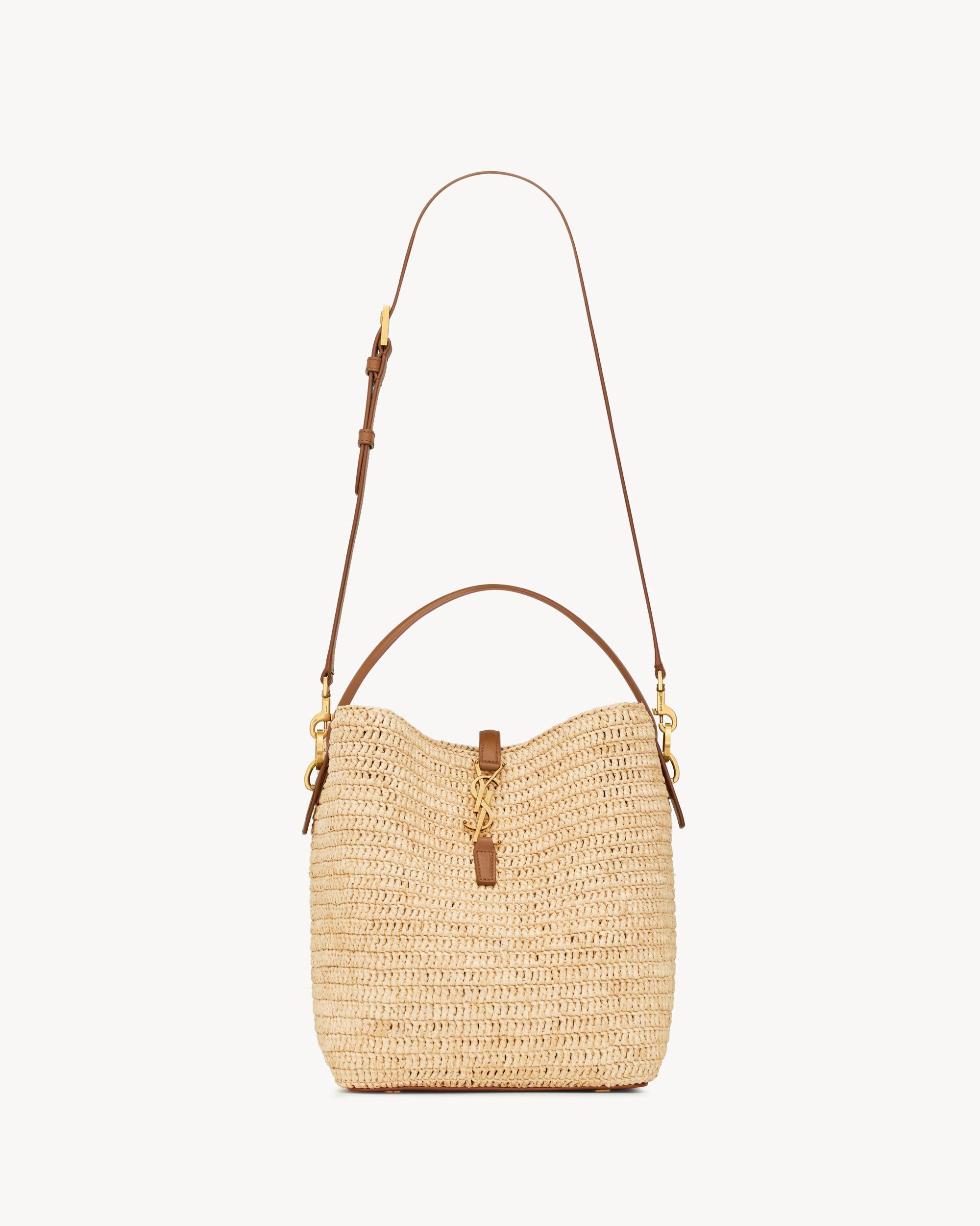 LE 37 in woven raffia and vegetable-tanned leather Product Image