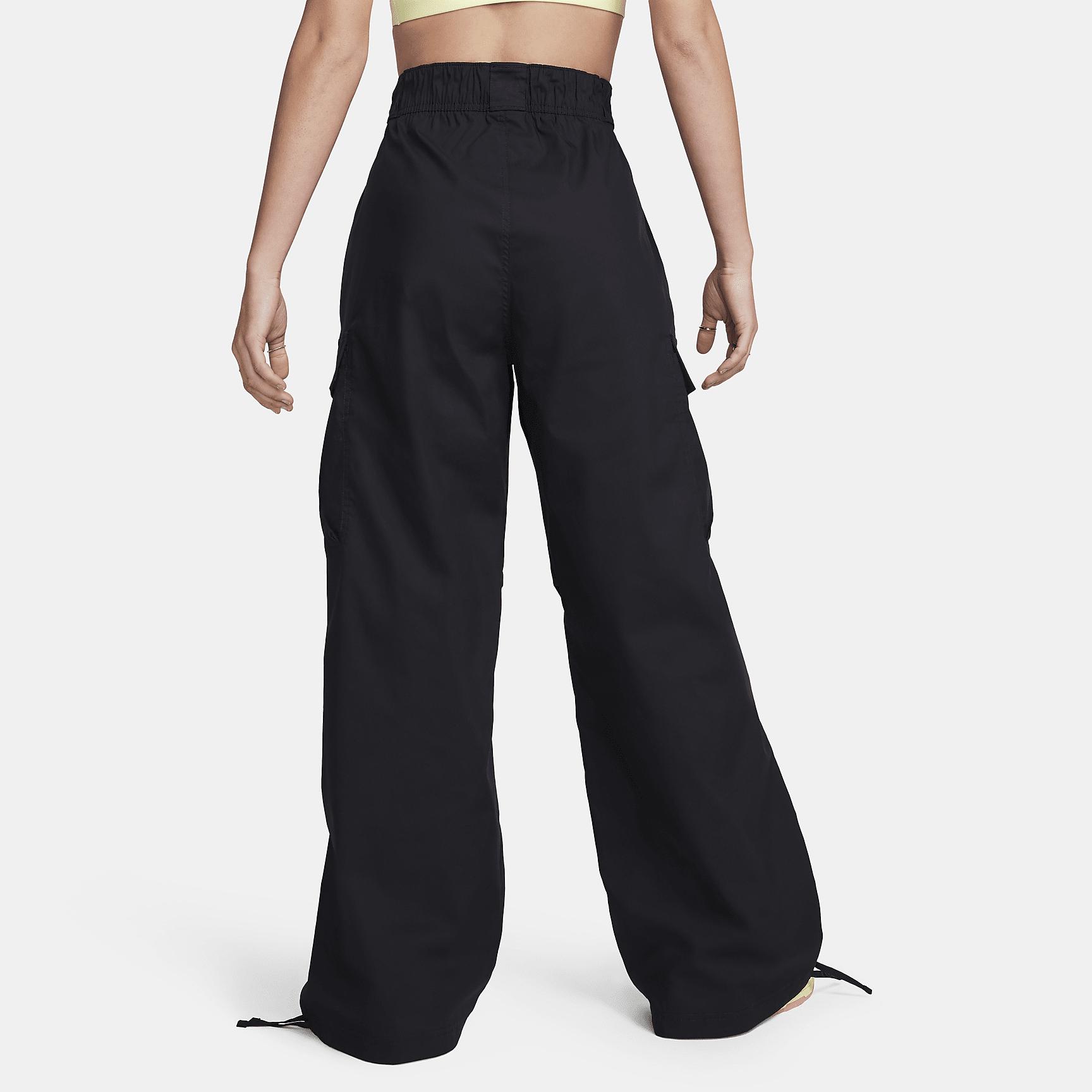 Nike Sportswear Women's High-Waisted Loose Woven Cargo Pants Product Image