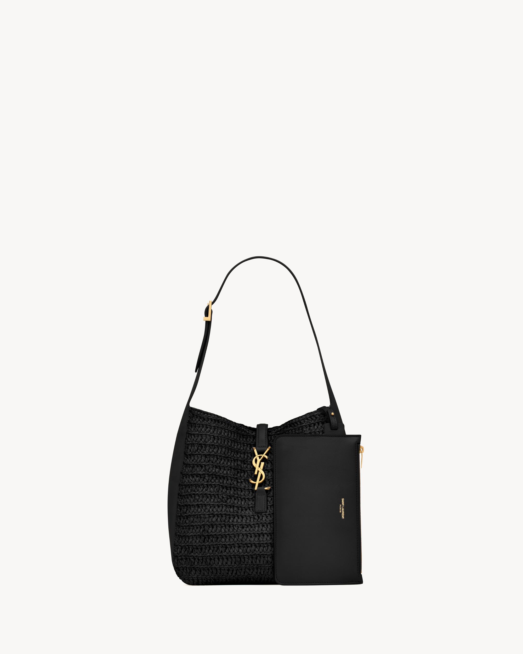 LE 5 À 7 supple small in raffia and leather Product Image