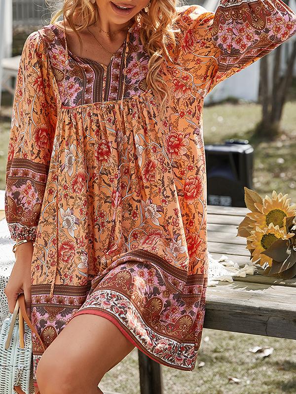 A-Line Loose Contrast Color Flower Print Pleated V-Neck Mini Dresses Product Image