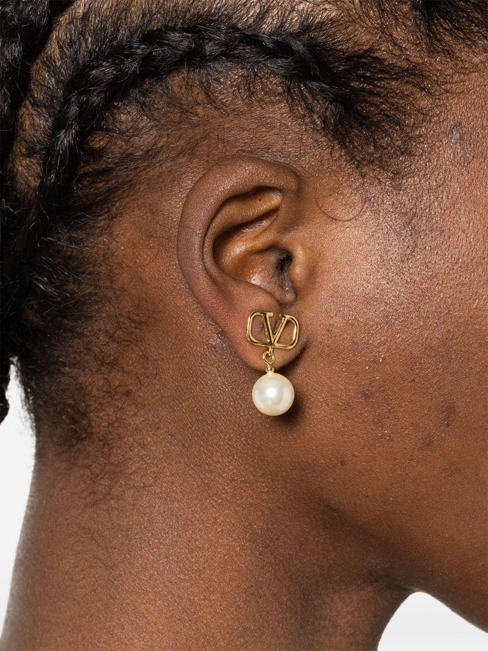 VLogo Signature earrings Product Image