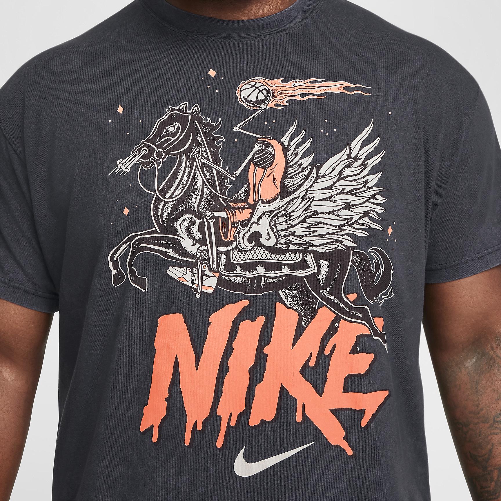 Nike Men's Max90 Basketball T-Shirt Product Image