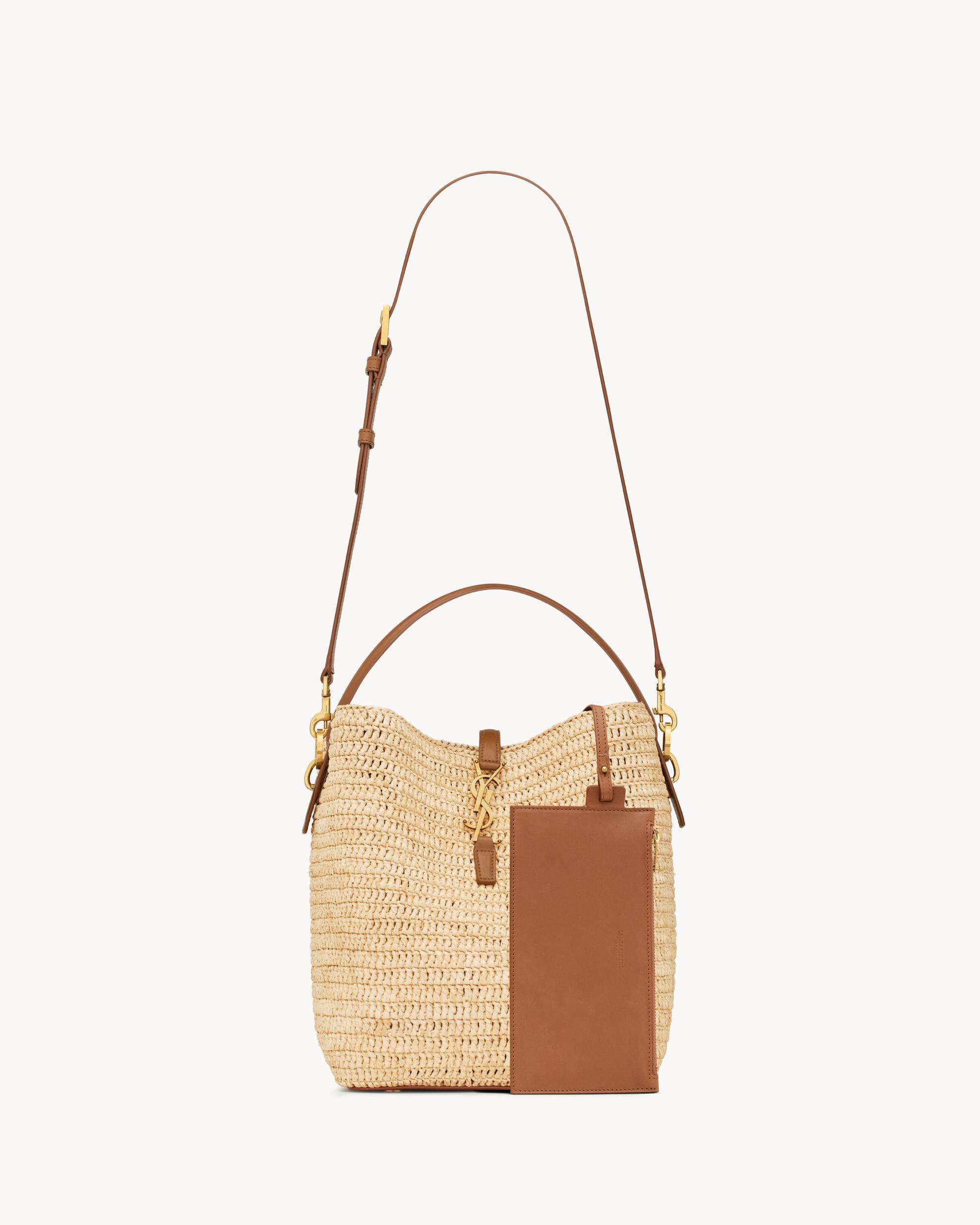 LE 37 in woven raffia and vegetable-tanned leather Product Image