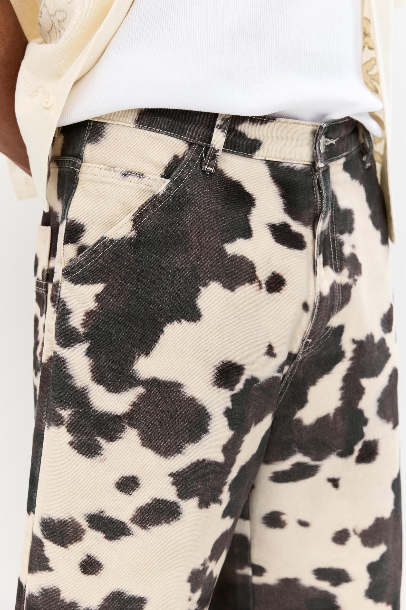 Animal print cow baggy Bermuda shorts Product Image