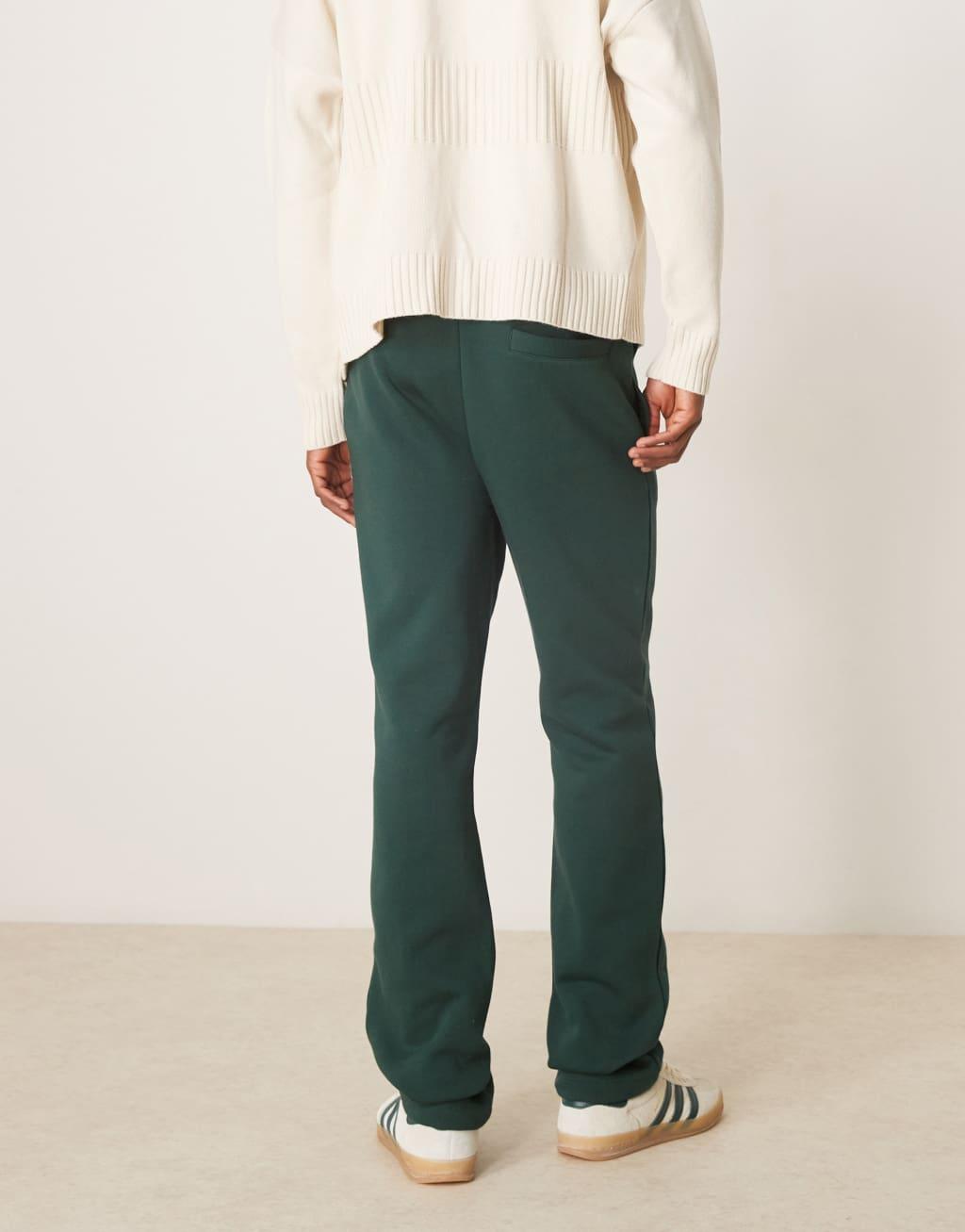 ASOS DESIGN straight leg sweatpants with pin tuck in green - part of a set Product Image