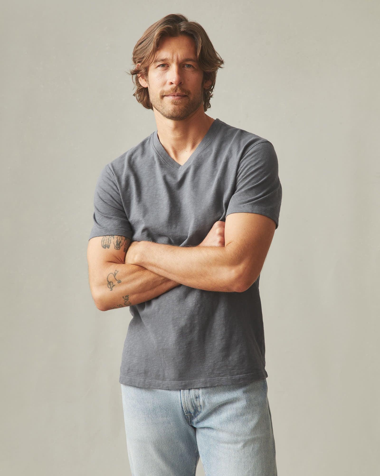 Men's Premium Slub V-Neck Tee - Iron Male Product Image