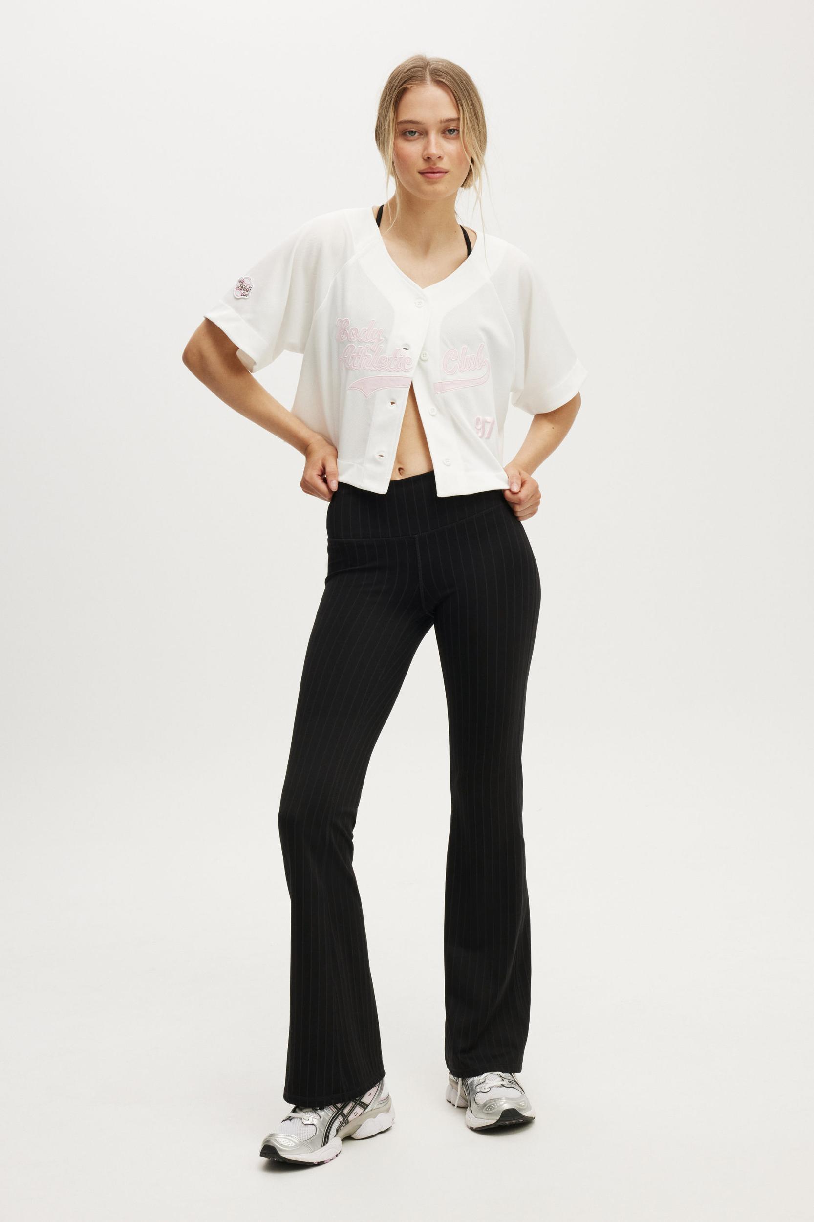 Active Mesh Raglan Graphic Tee Product Image