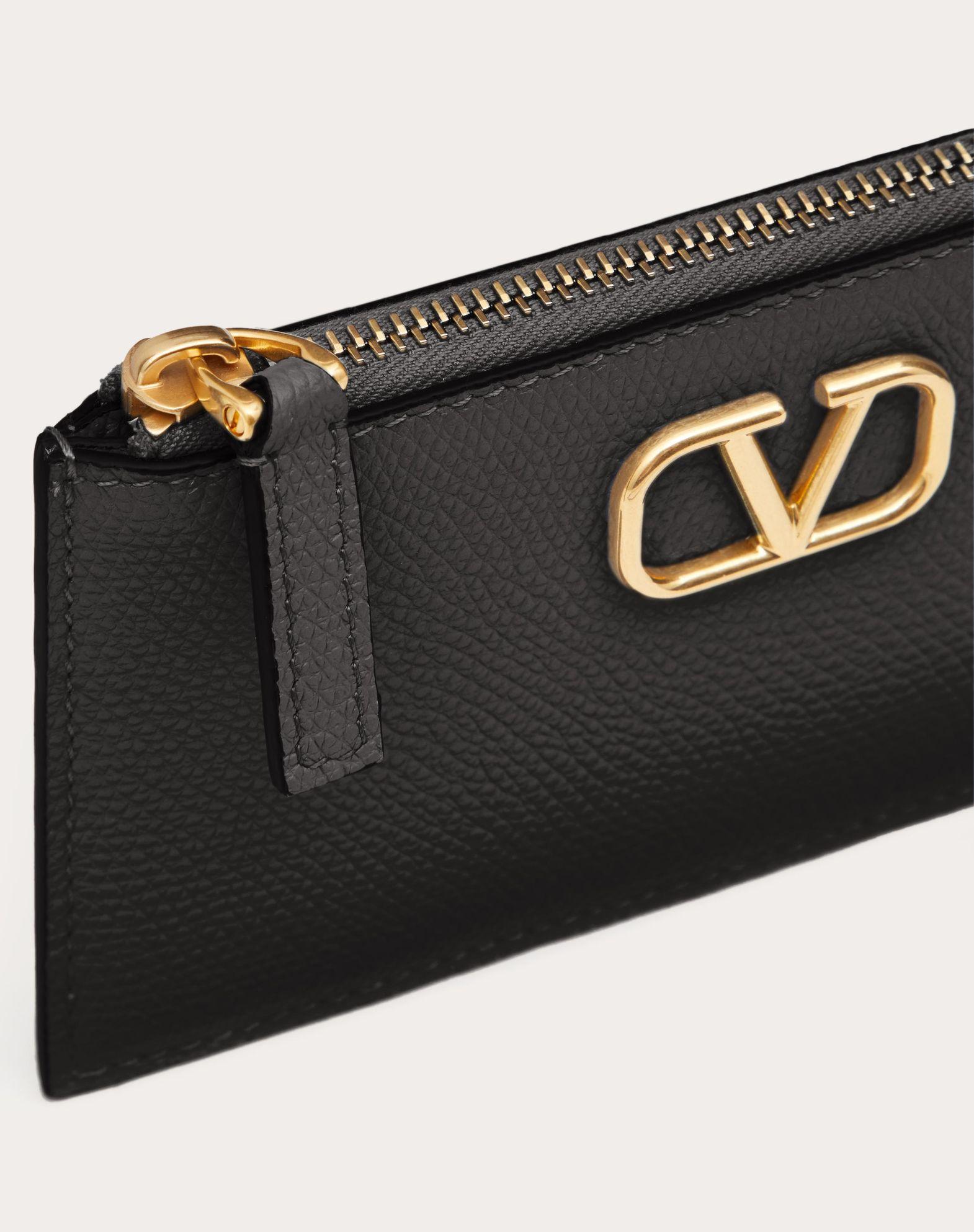 VLOGO SIGNATURE GRAINY CALFSKIN CARDHOLDER Product Image