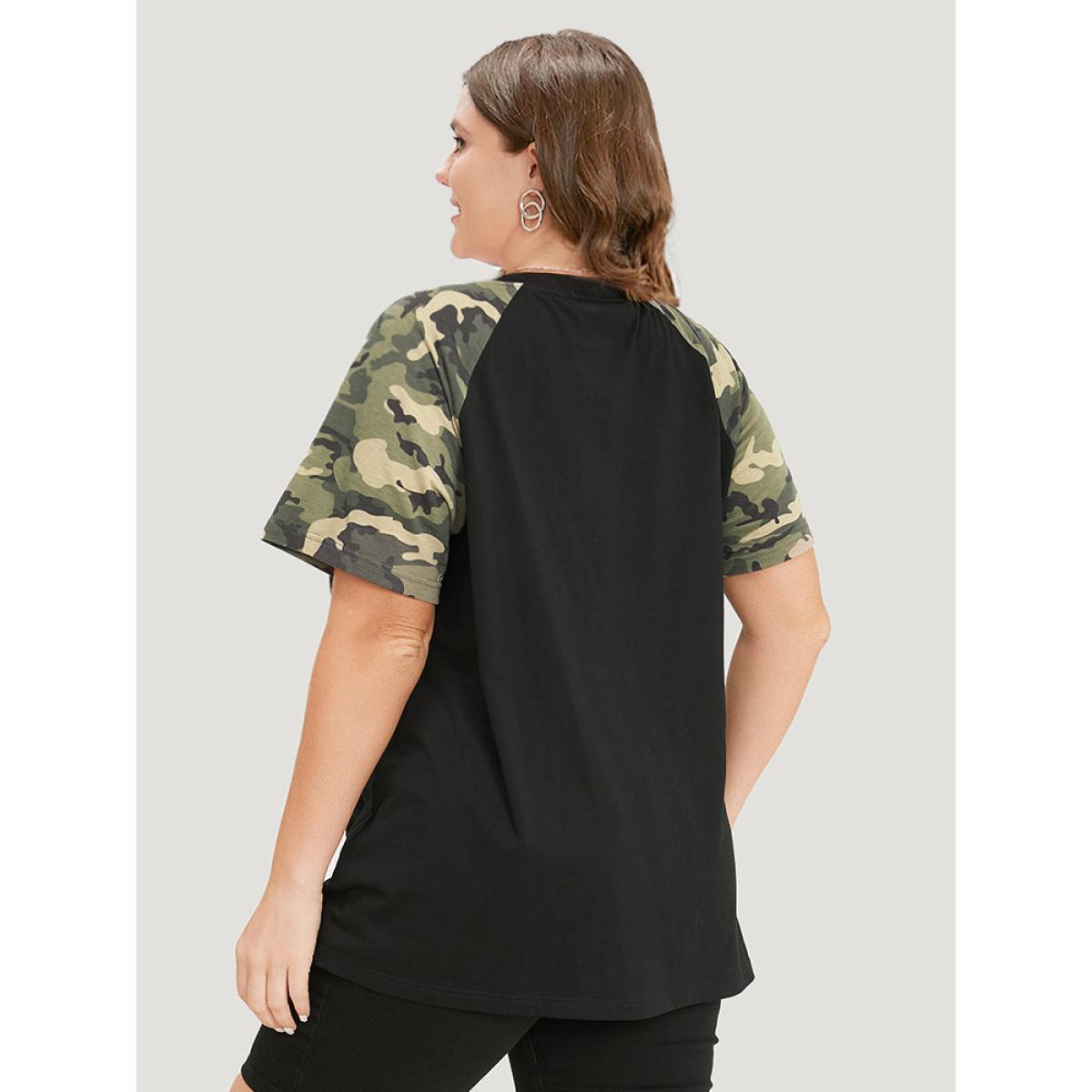 Plus Size Camo Raglan Sleeve Round Neck T-shirt Black Women Casual Contrast Camo Round Neck Dailywear T-shirts BloomChic 14-16/1X Product Image