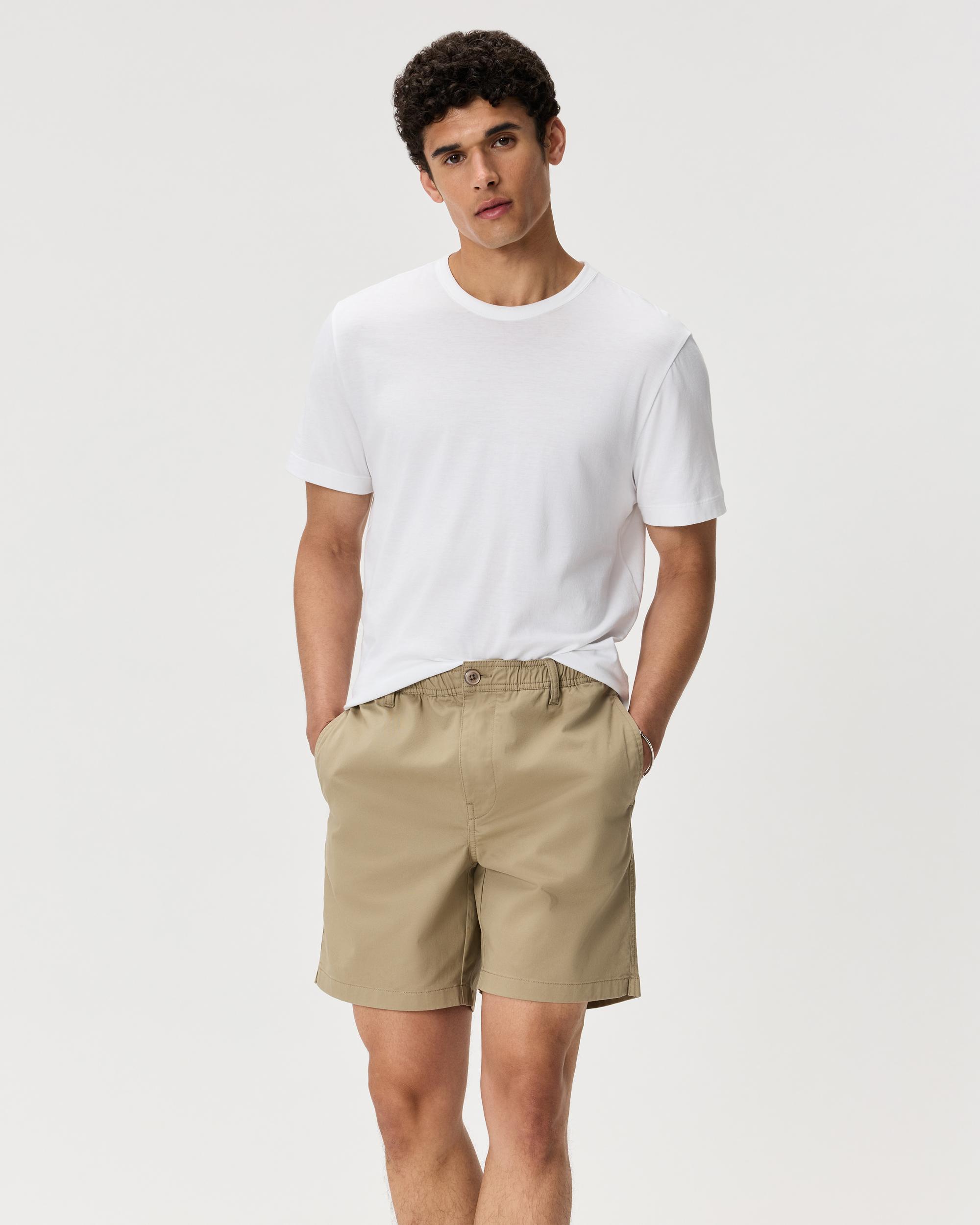 Quince | Men's Organic Stretch Cotton Pull On Chino Shorts 7" Organic Cotton Product Image