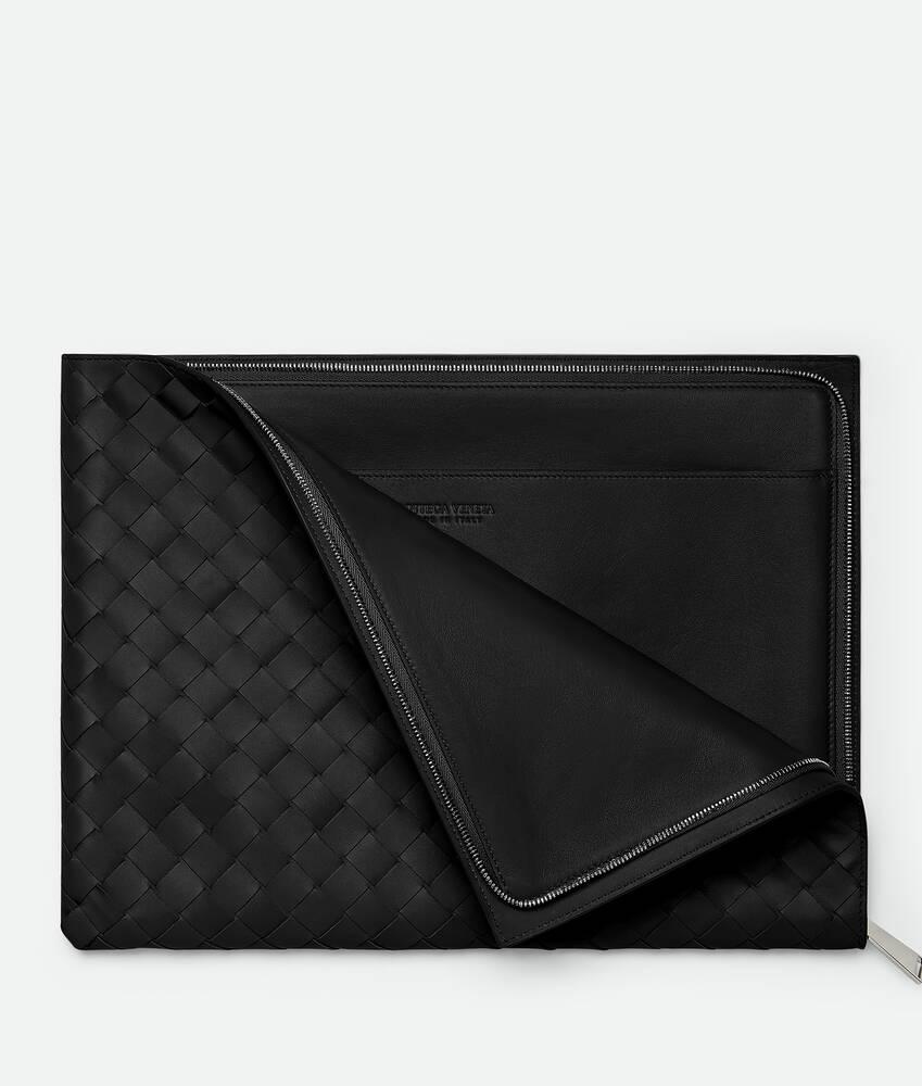 Men's Intrecciato Half Zip Pouch in Black Product Image