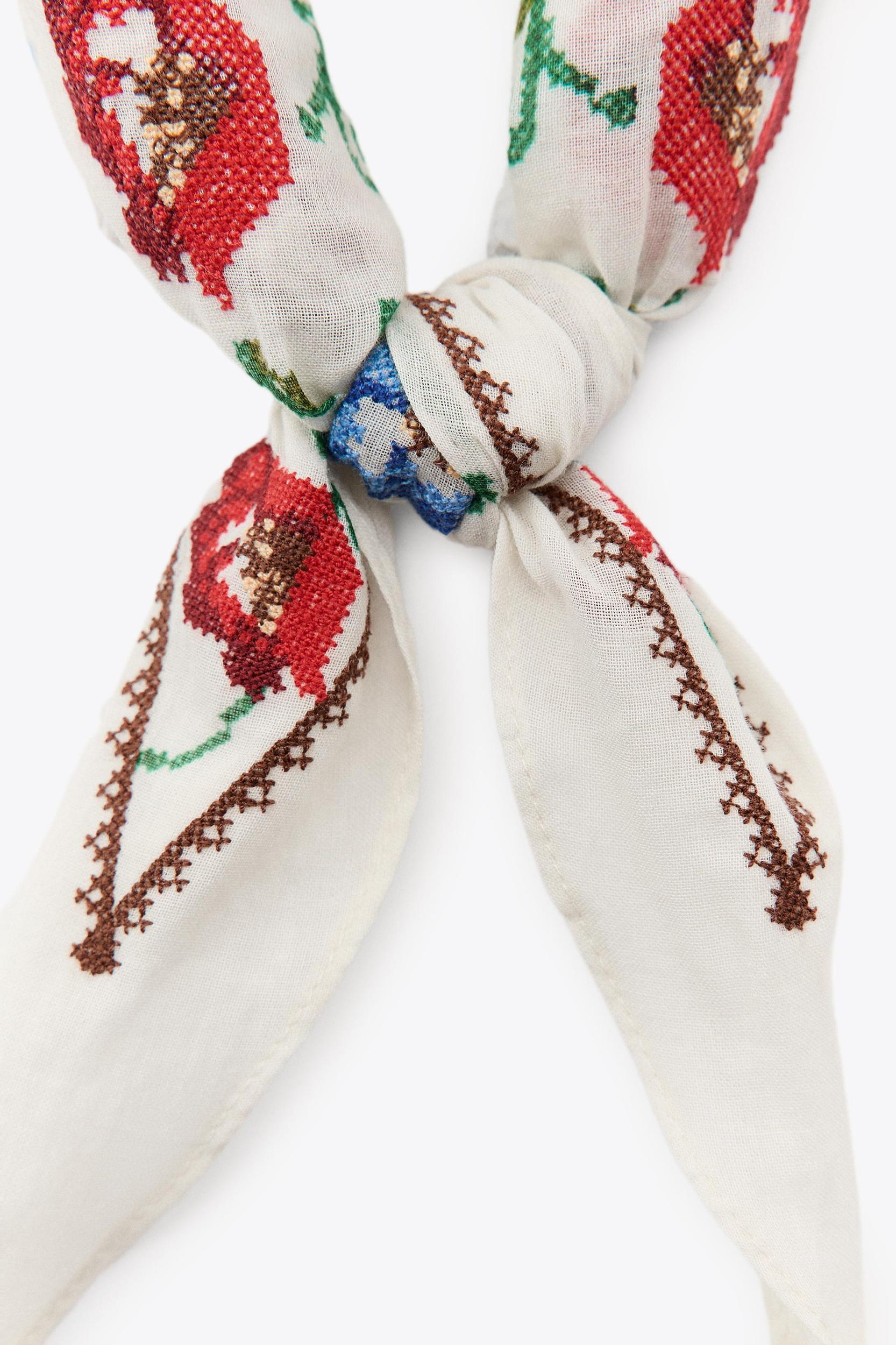 FLORAL EMBROIDERY BANDANA Product Image