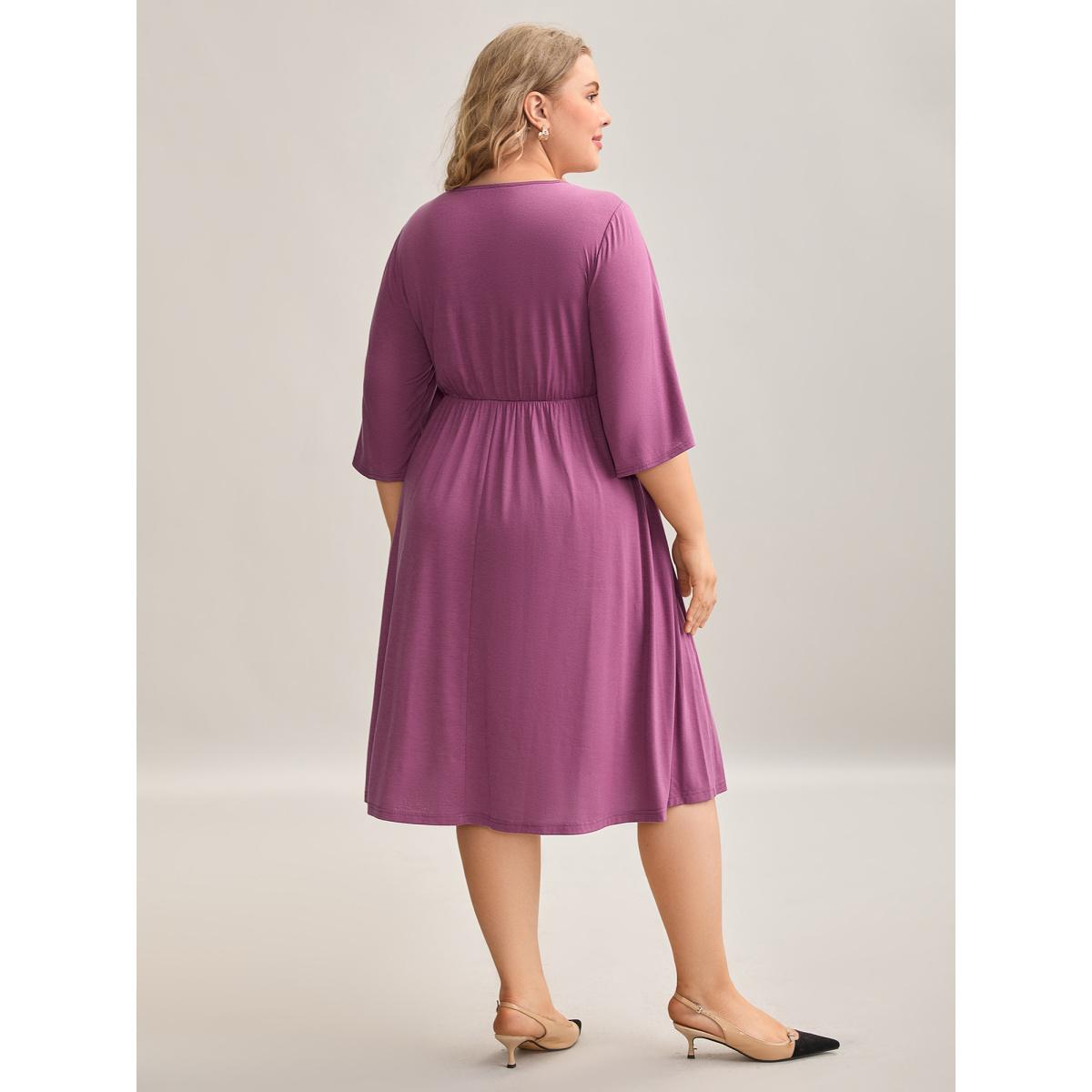 Plus Size Woven Plain Floral-Neckline Sleeveless Midi Dress Mauve Women At the Office Tucked seam Round Neck Elbow-length sleeve Curvy BloomChic 26/4X Product Image