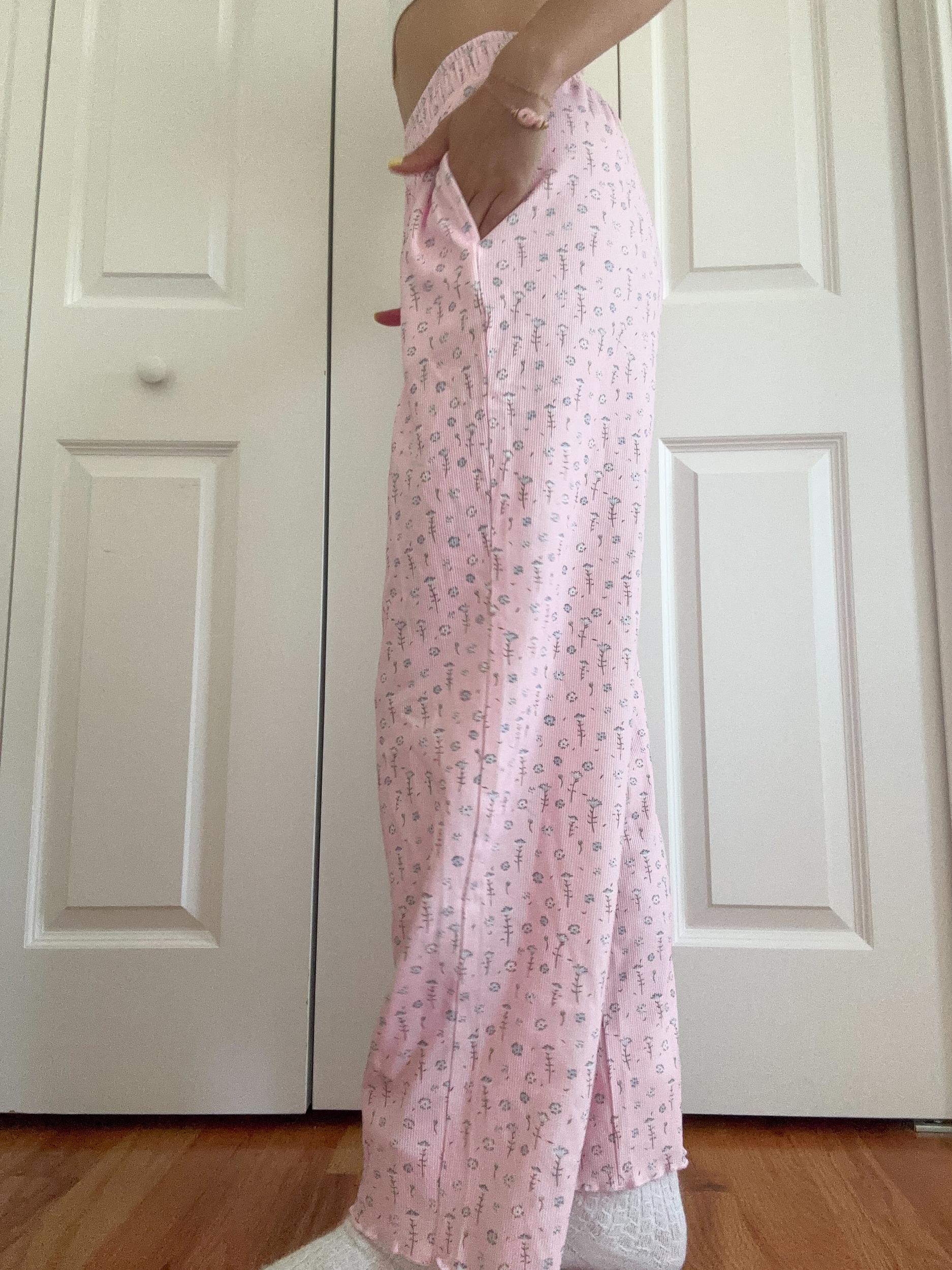 Light Pink Ditsy Floral Long Sleeve Pajama Top Product Image